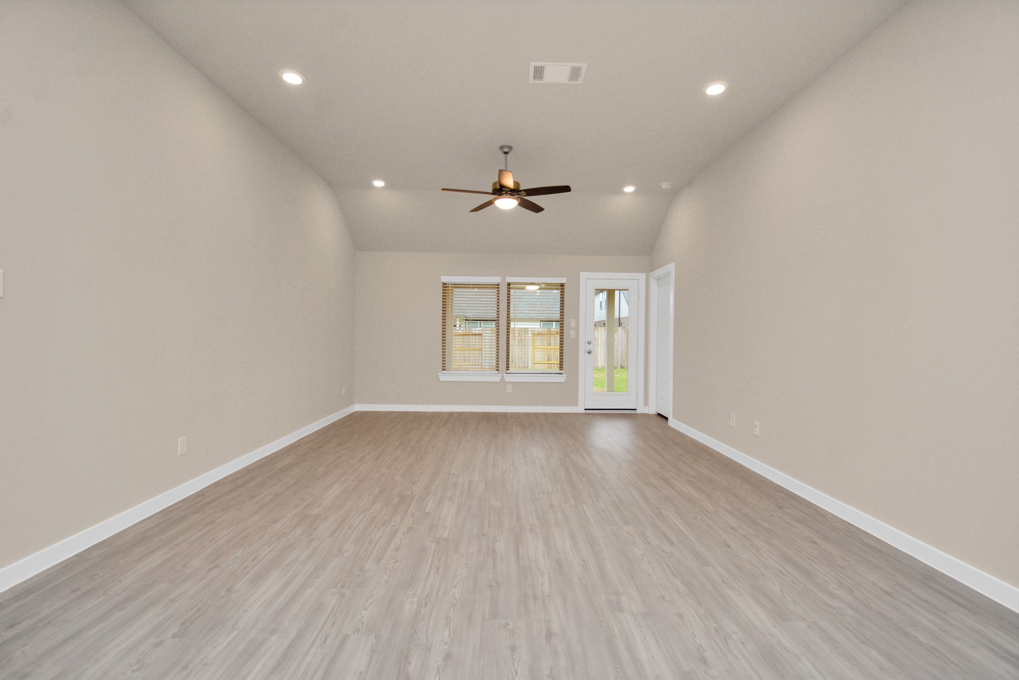 2734 San Bernard Drive Property Photo 27