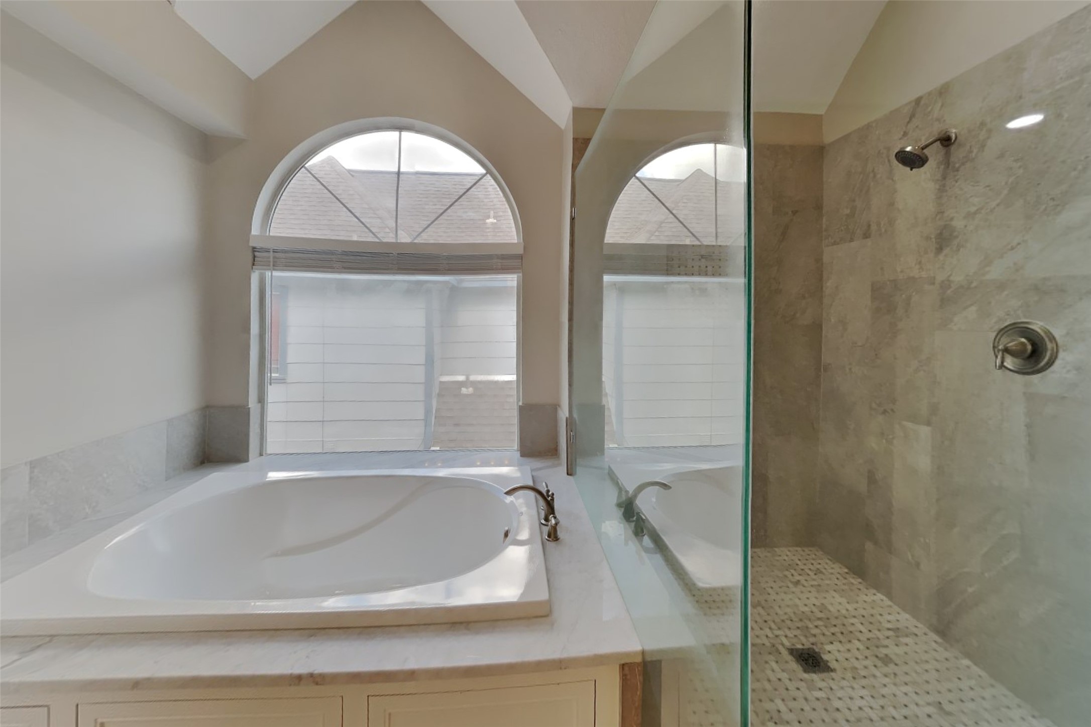 11307 Sunshine Park Drive Property Photo 9