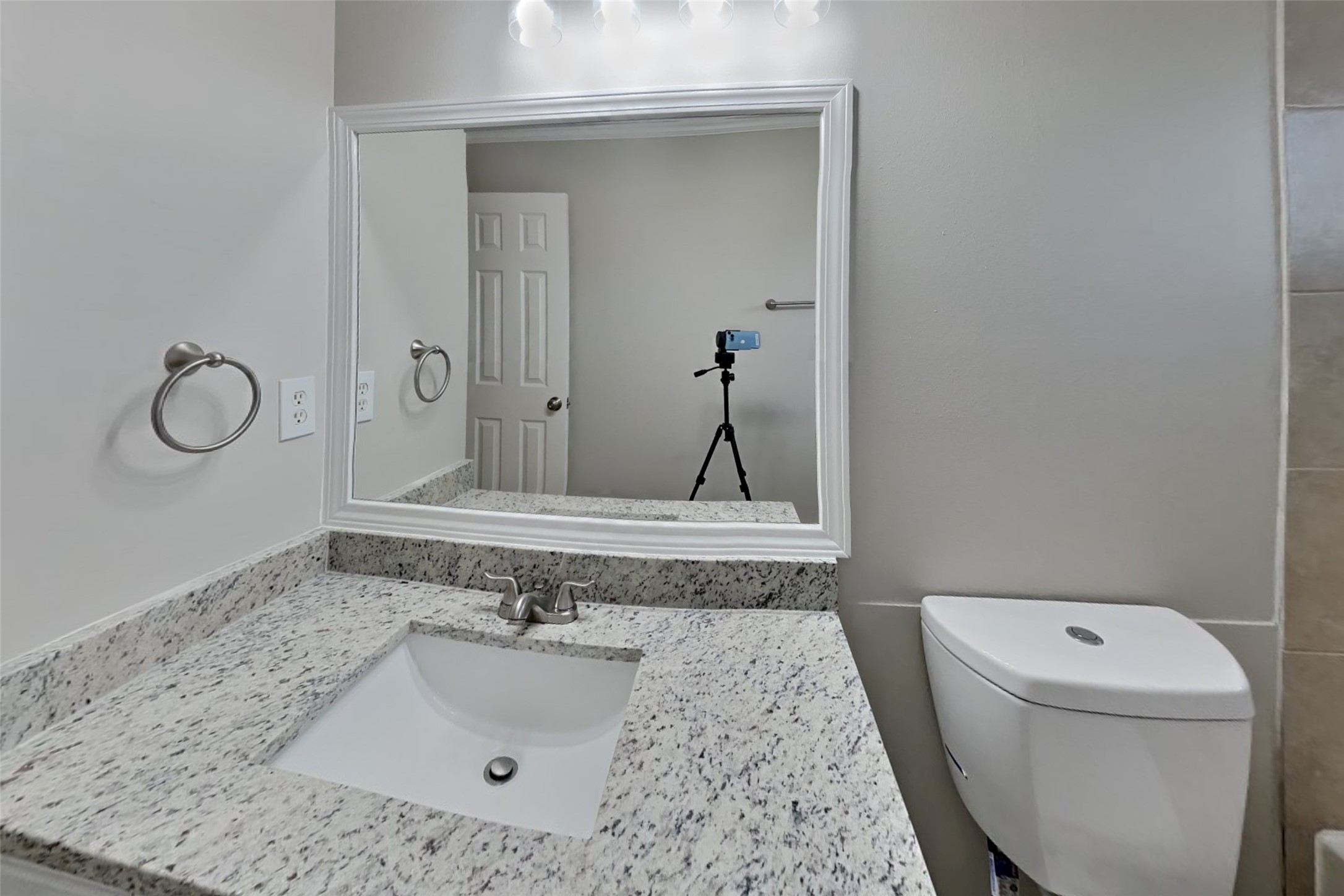11307 Sunshine Park Drive Property Photo 17