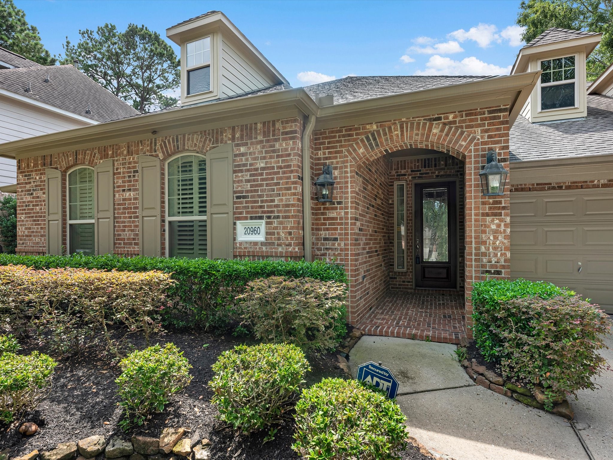 20960 Annendale Circle Property Photo 4