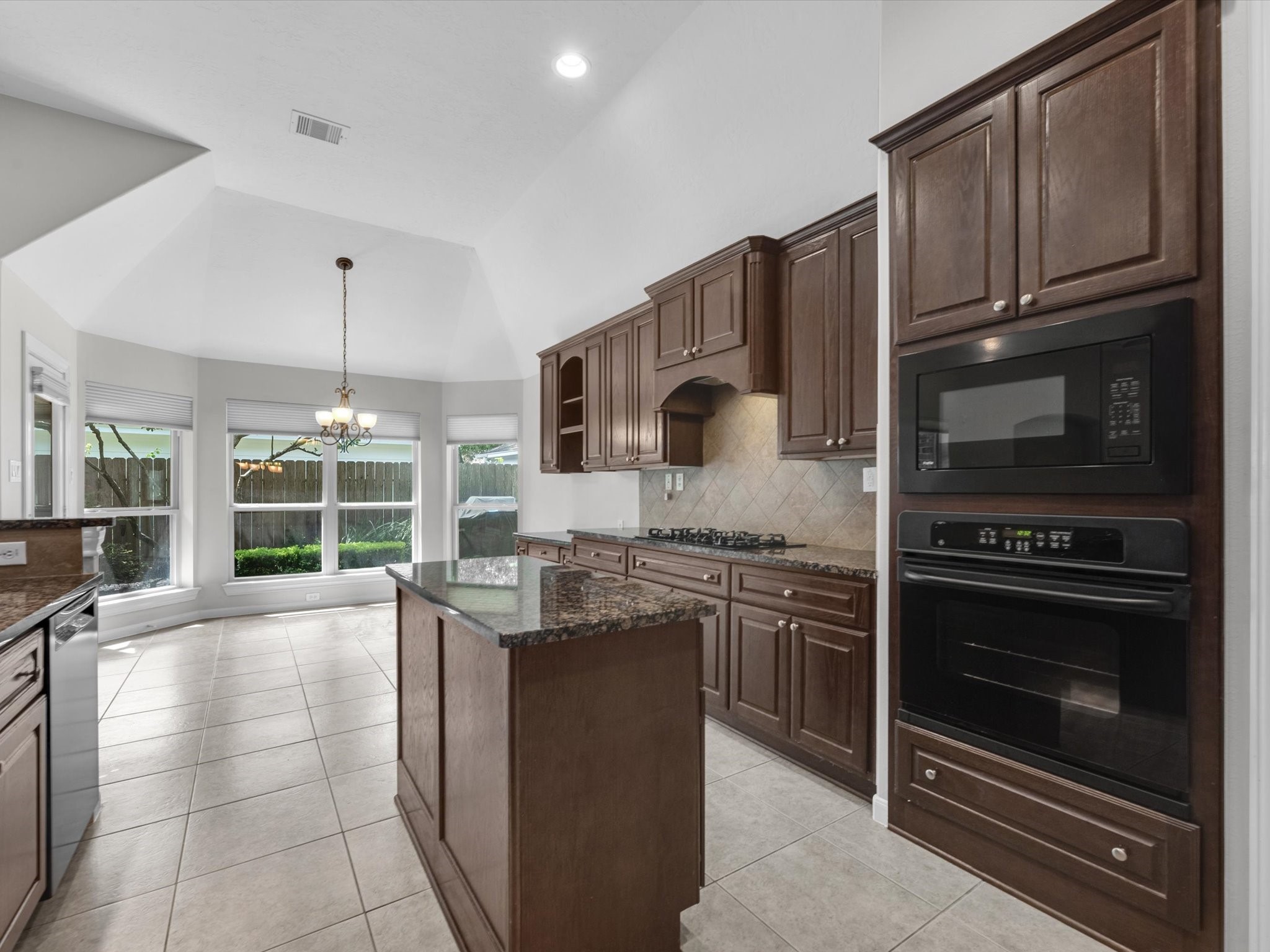 20960 Annendale Circle Property Photo 15