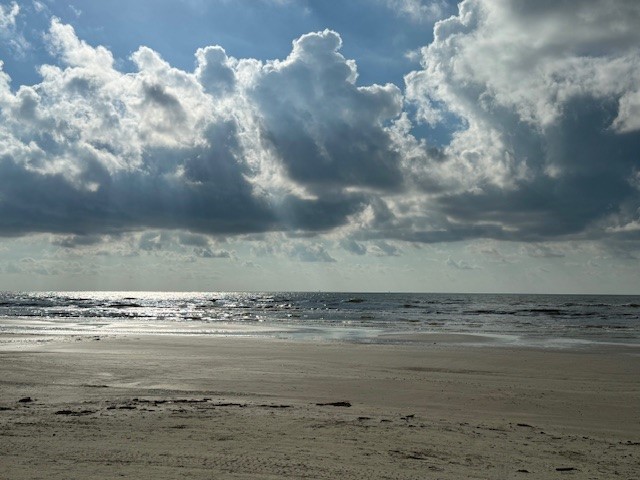 13613 Pirates Beach Boulevard Property Photo 9