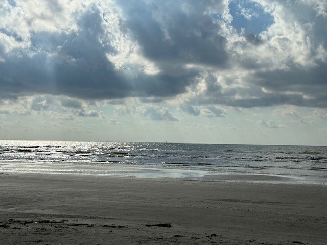 13613 Pirates Beach Boulevard Property Photo 10