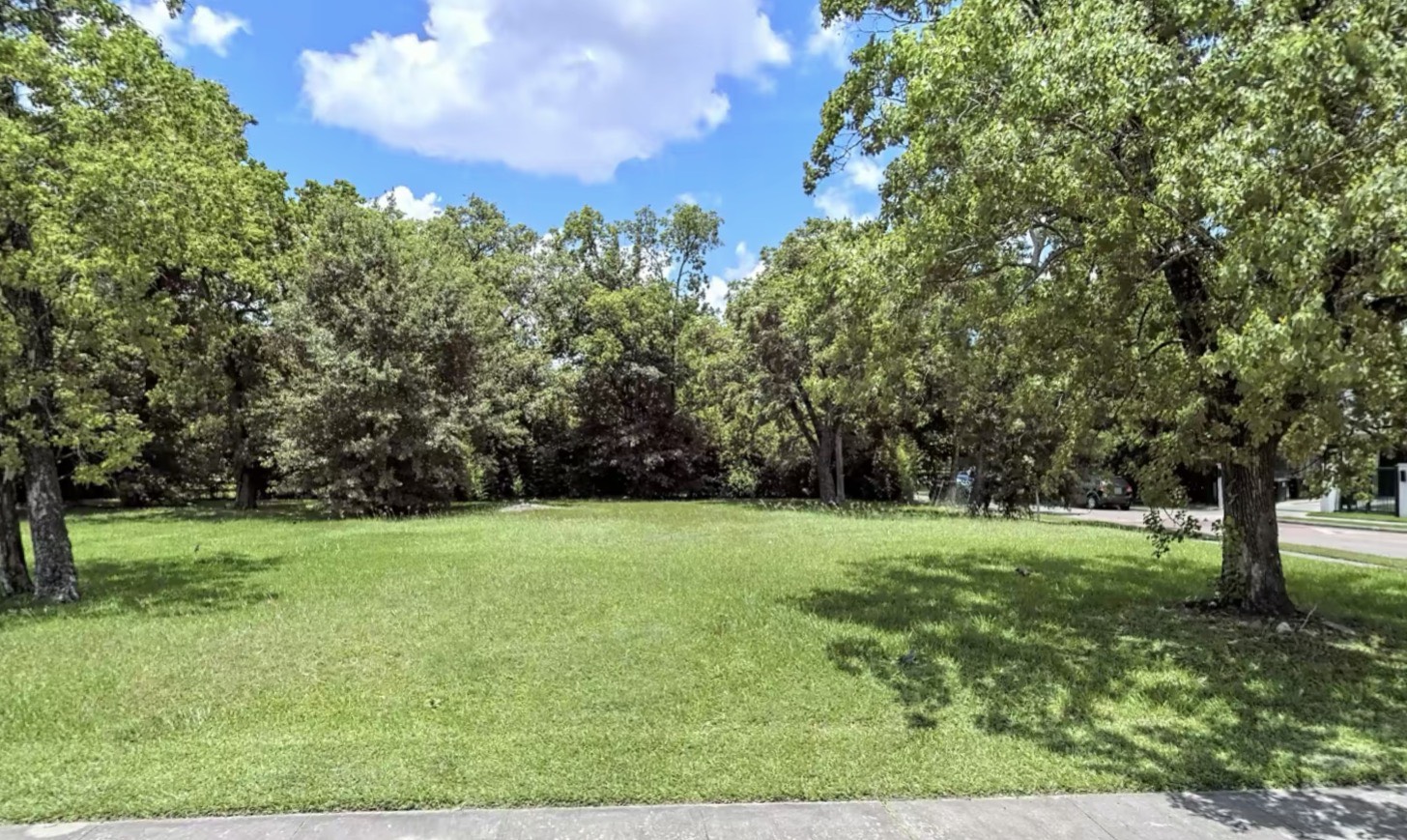 5502 Mcculloch Circle Property Photo 5
