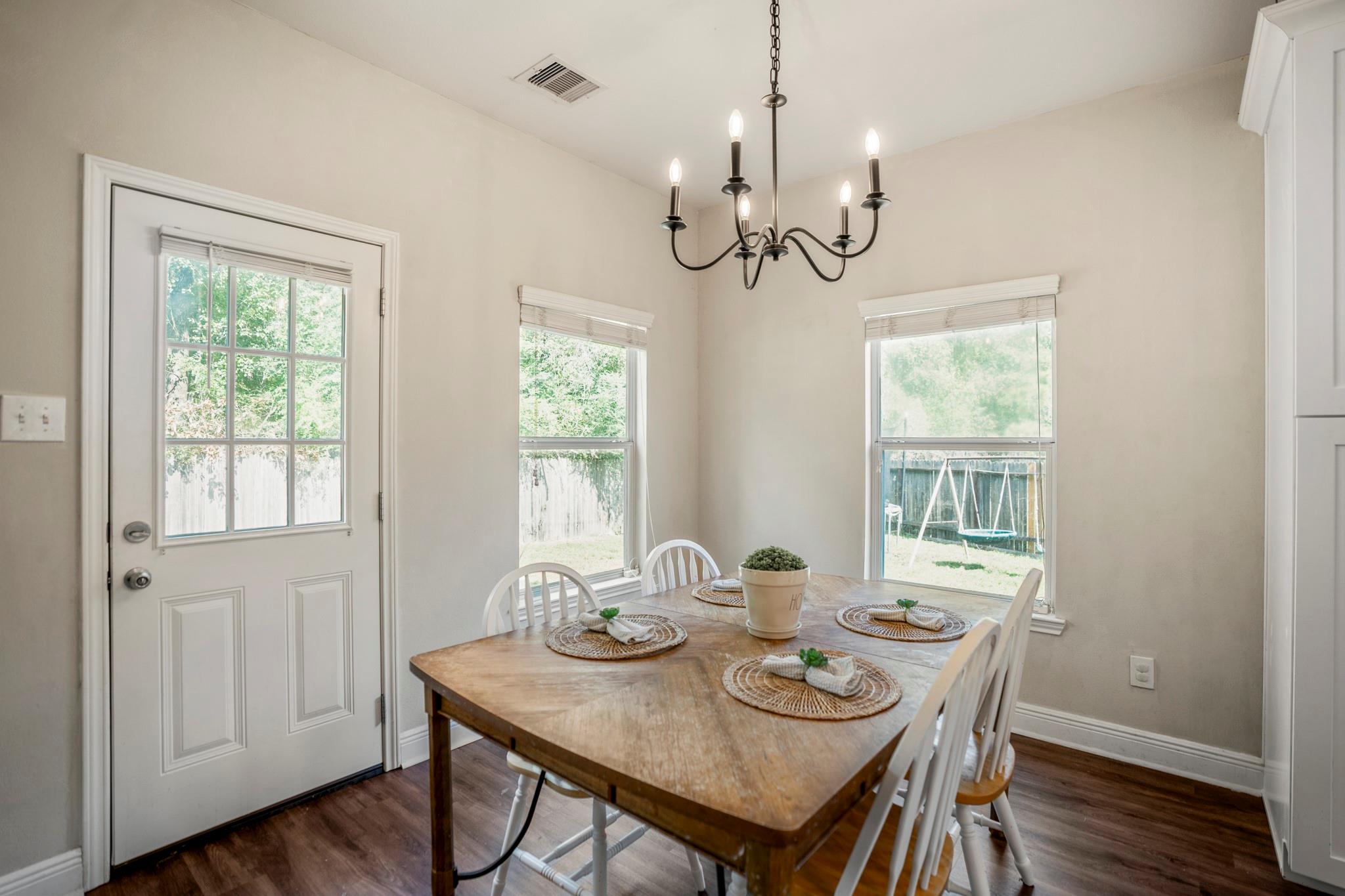942 Oak Glen Drive, Conroe Tx 77378 Property Photo 15