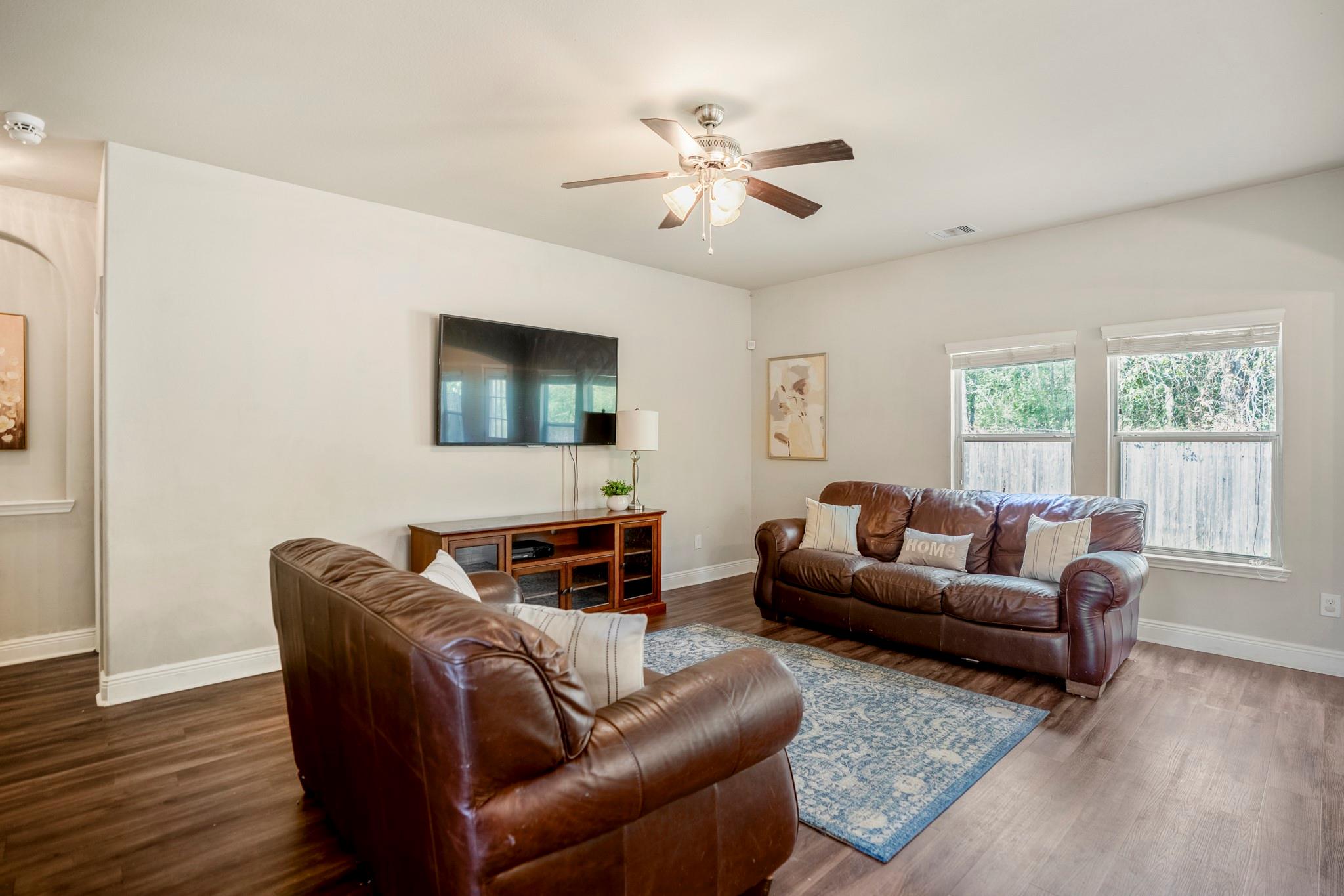 942 Oak Glen Drive, Conroe Tx 77378 Property Photo 16