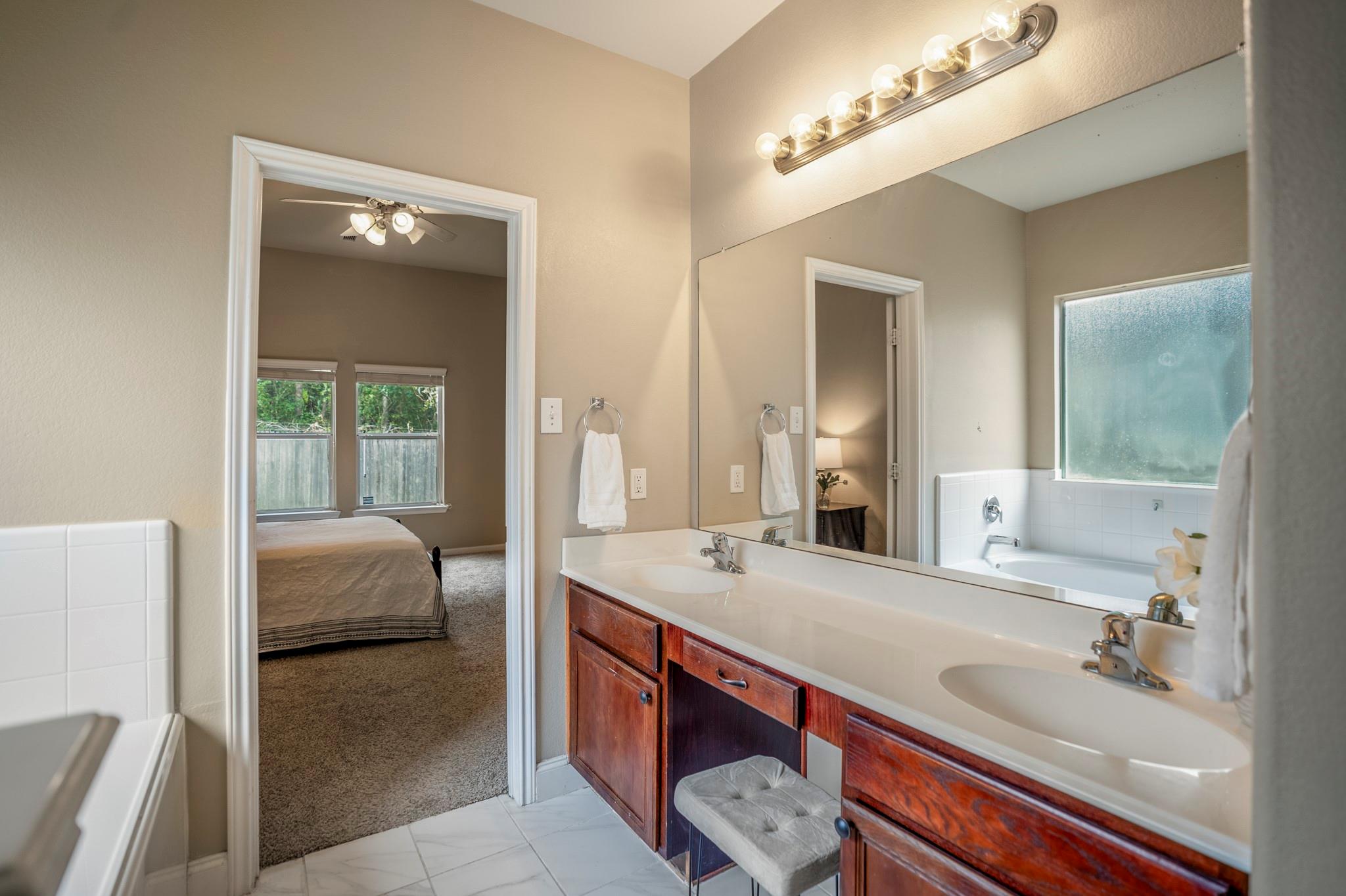942 Oak Glen Drive, Conroe Tx 77378 Property Photo 21