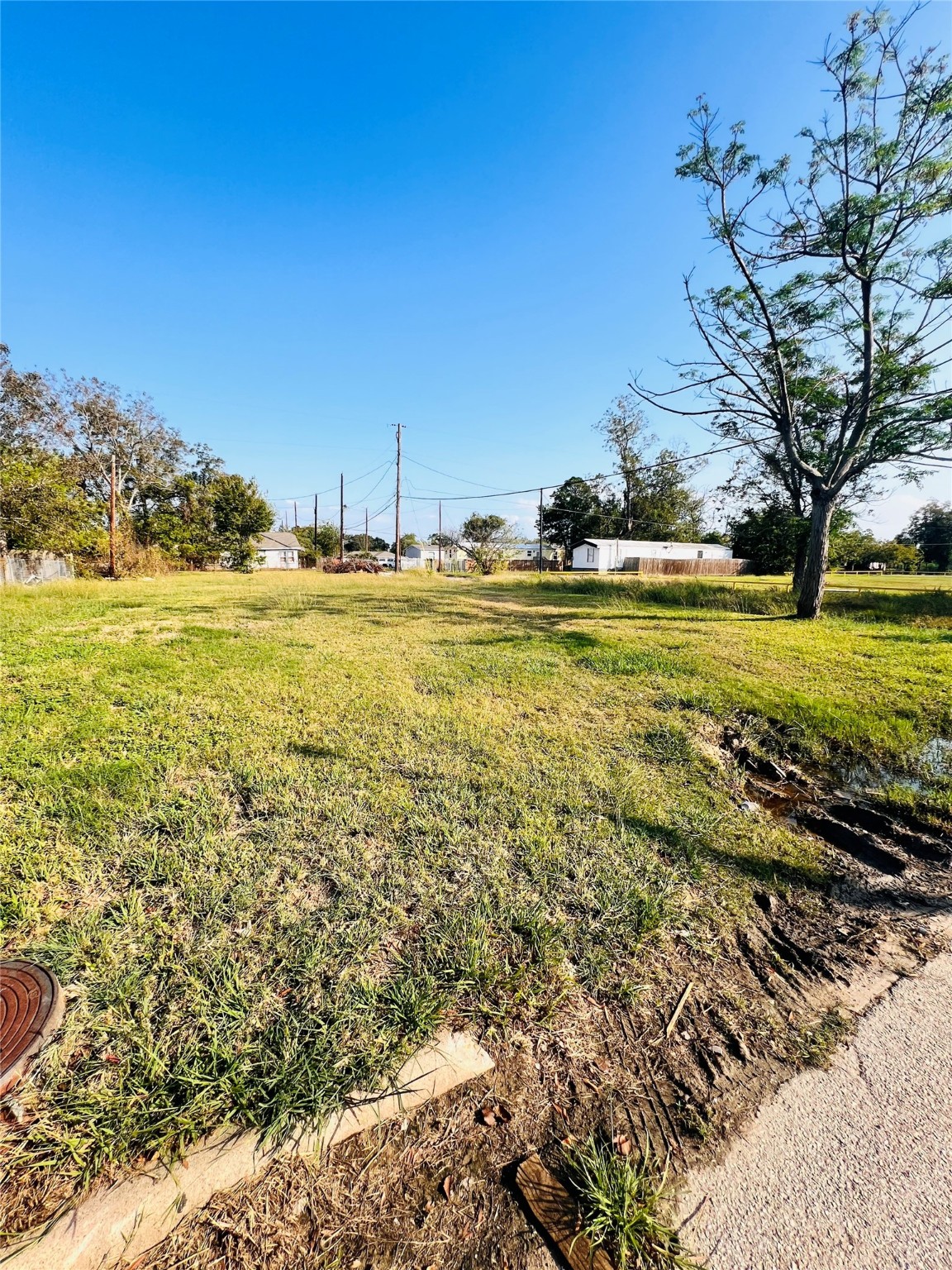 1002 Carnegie Street Property Photo 2