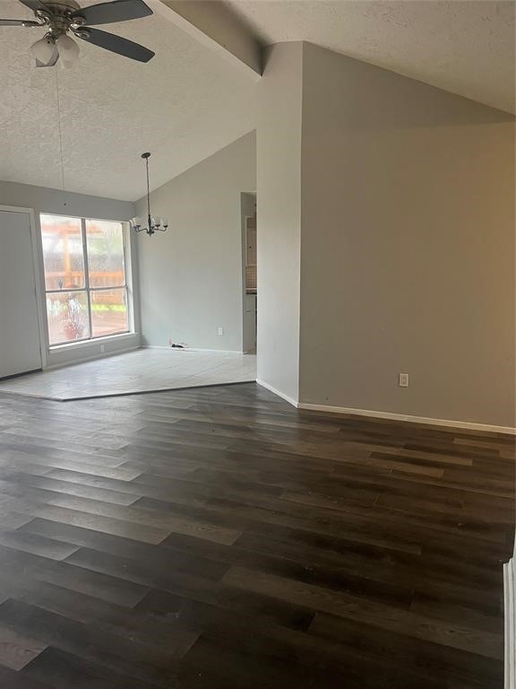 21006 Bridgeview Circle Property Photo 10