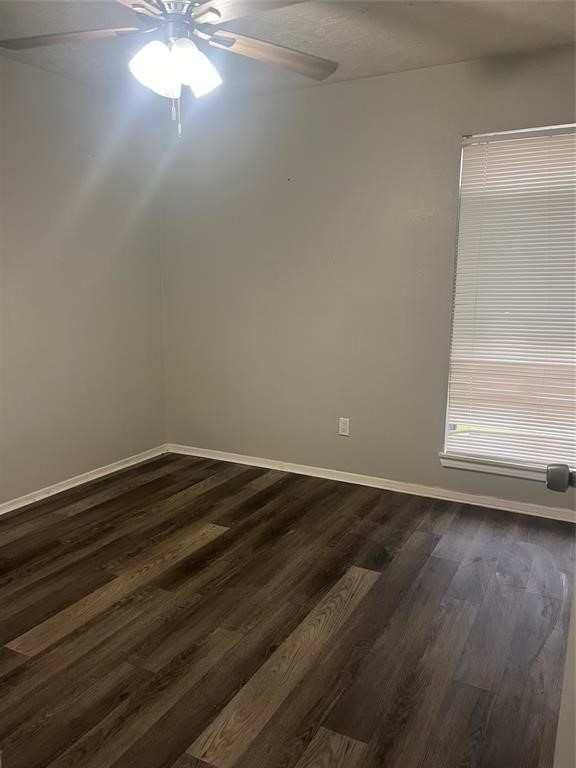 21006 Bridgeview Circle Property Photo 25