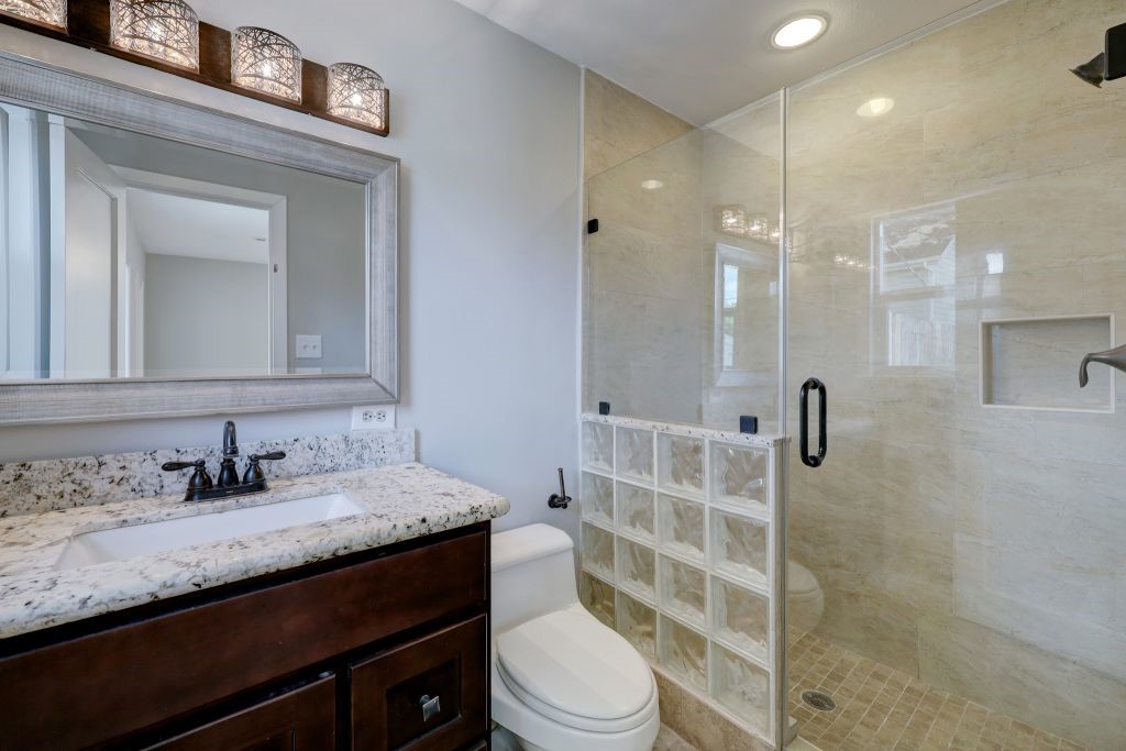 3605 Plumb Street Property Photo 14