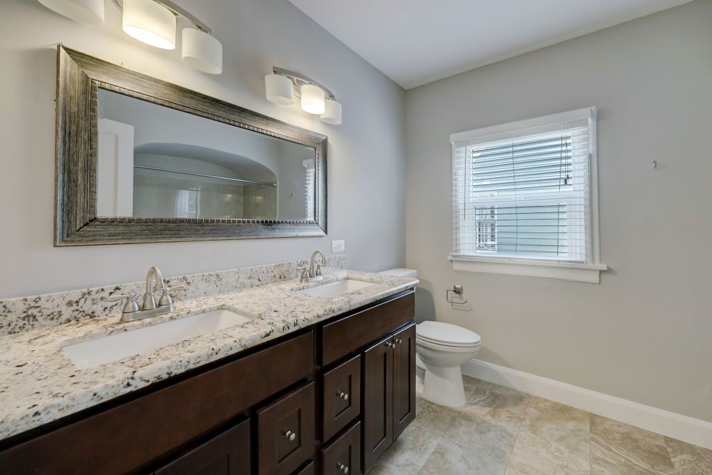 3605 Plumb Street Property Photo 22