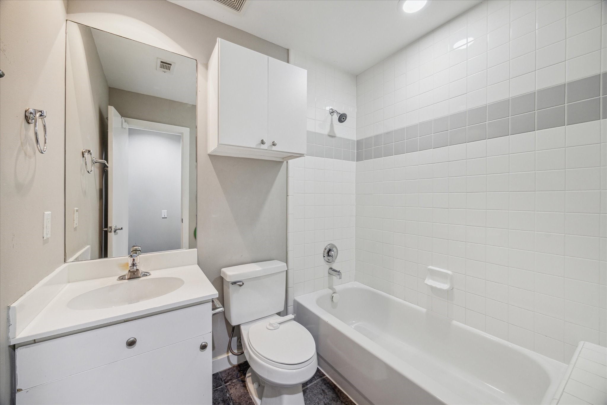 6111 Gehring Street Property Photo 14