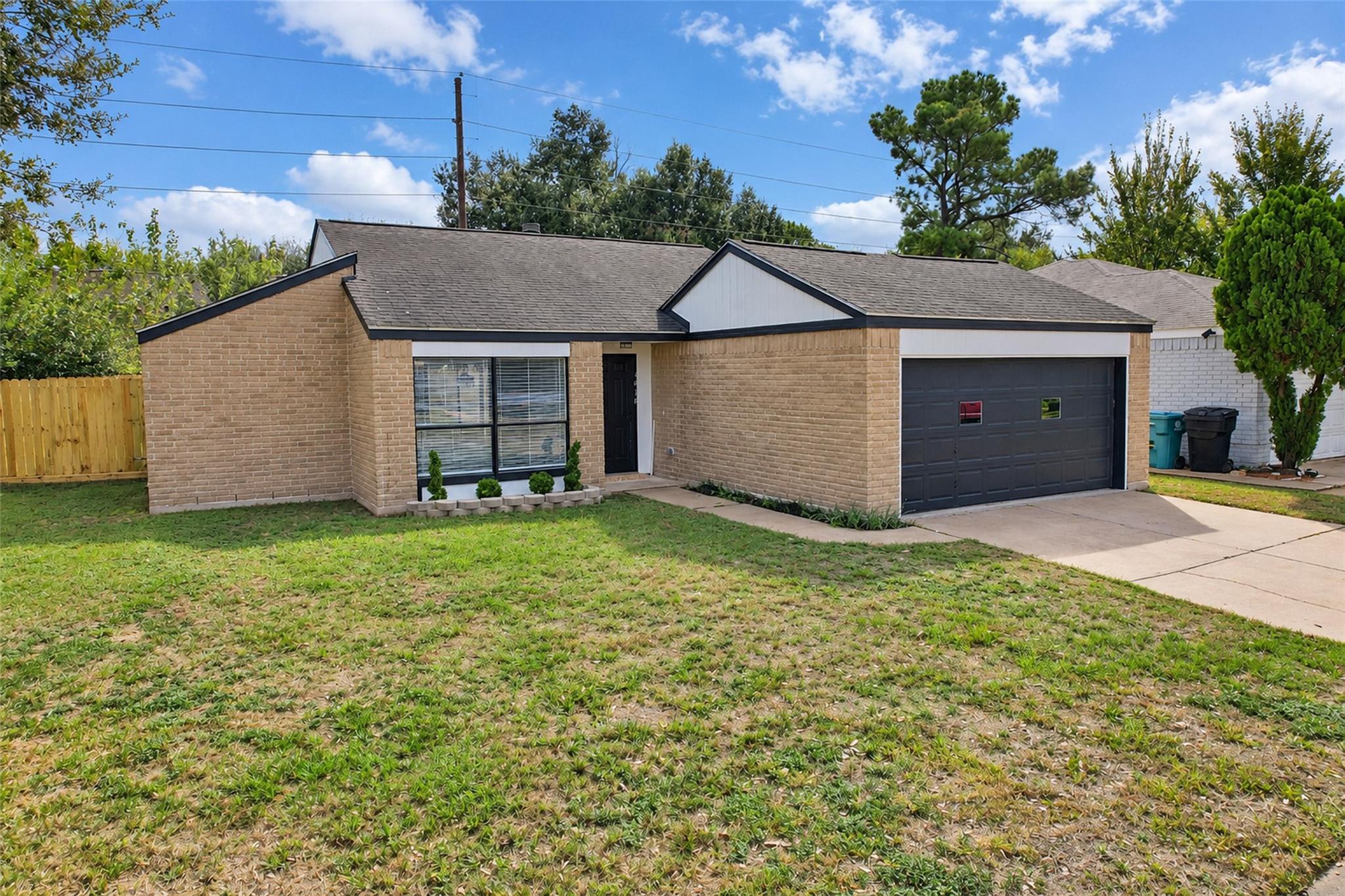 4818 Tenderwood Drive, Houston TX 77041 Property Photo 1