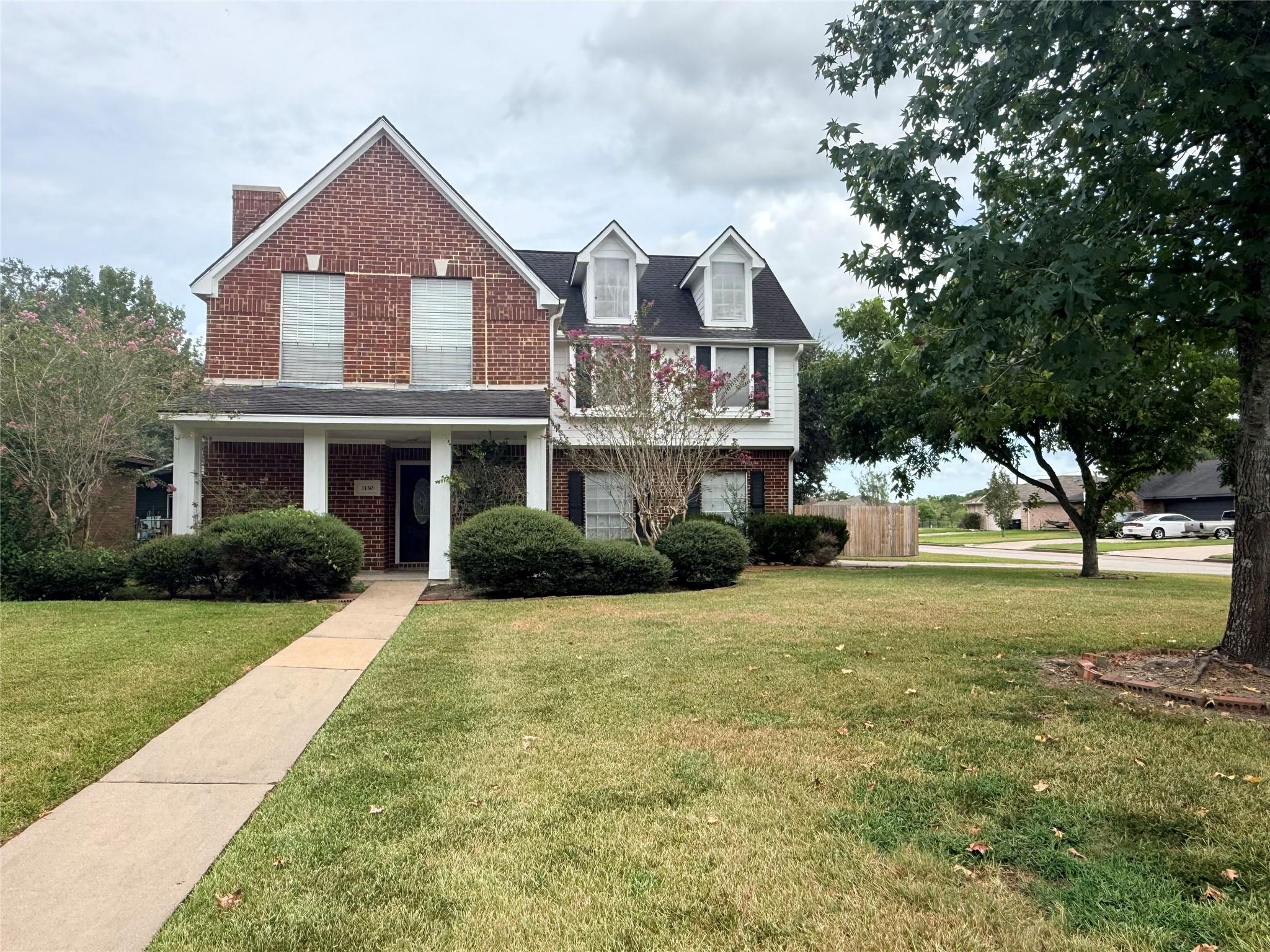 1130 Steven Drive Property Photo 2