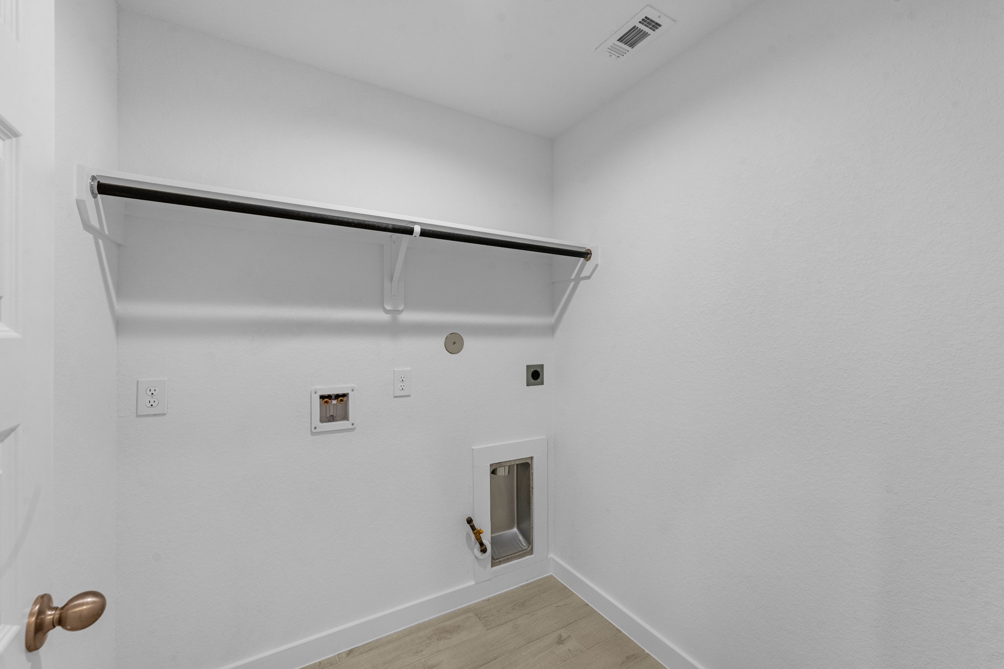 21719 Cisco Point Lane Property Photo 25