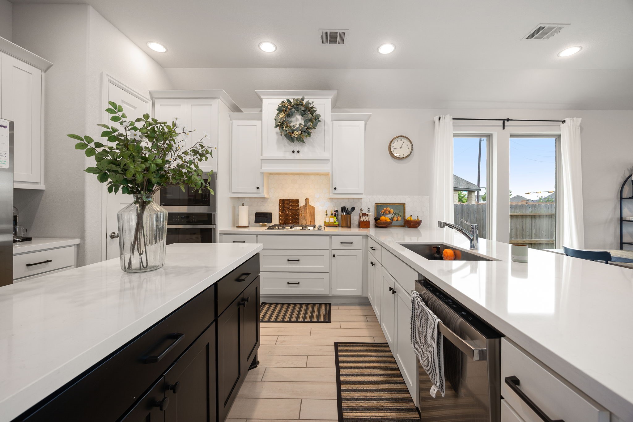 8711 Harbor Pines Drive Property Photo 16