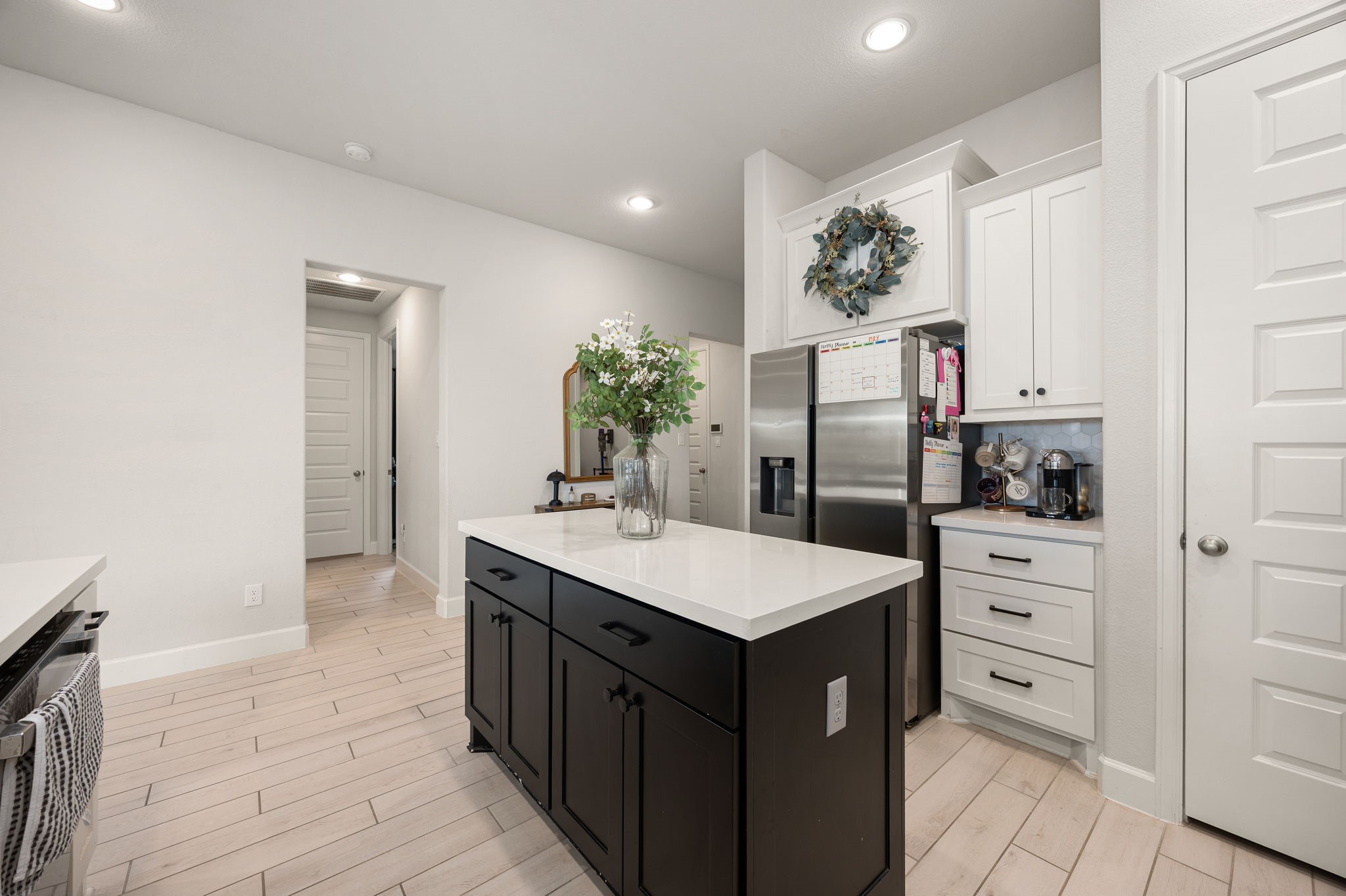 8711 Harbor Pines Drive Property Photo 17