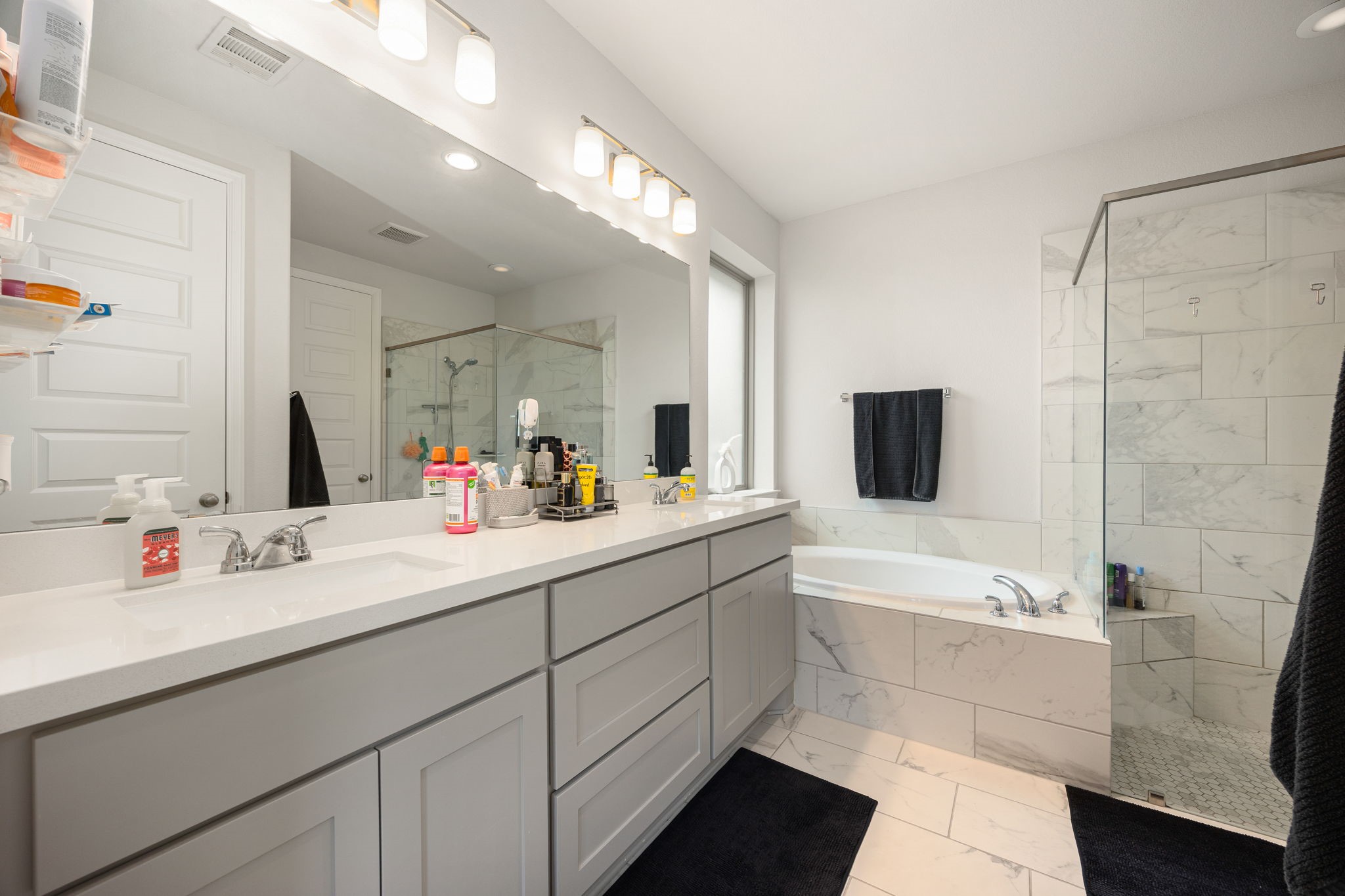 8711 Harbor Pines Drive Property Photo 21
