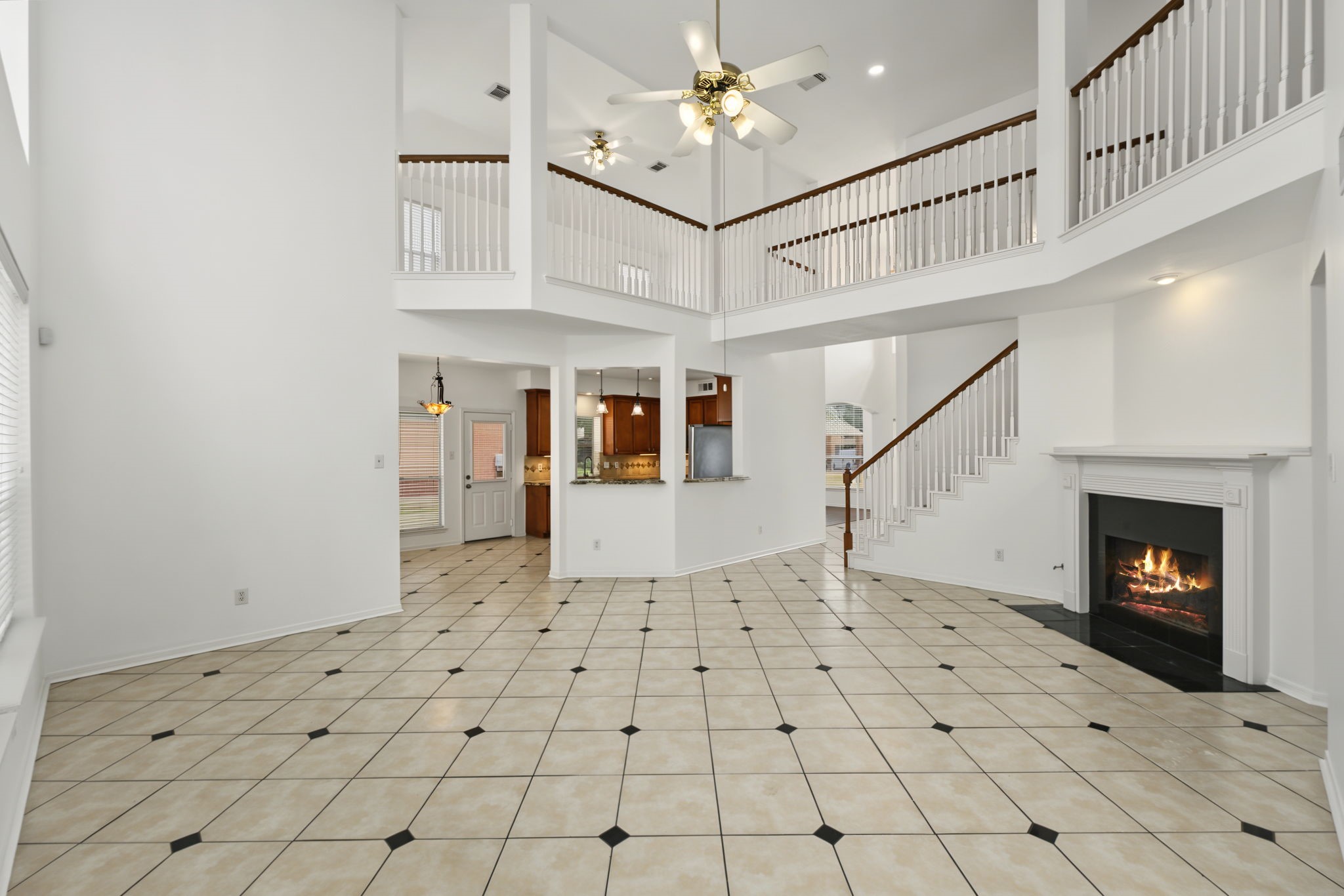 2502 Meadow Tree Lane Property Photo 16