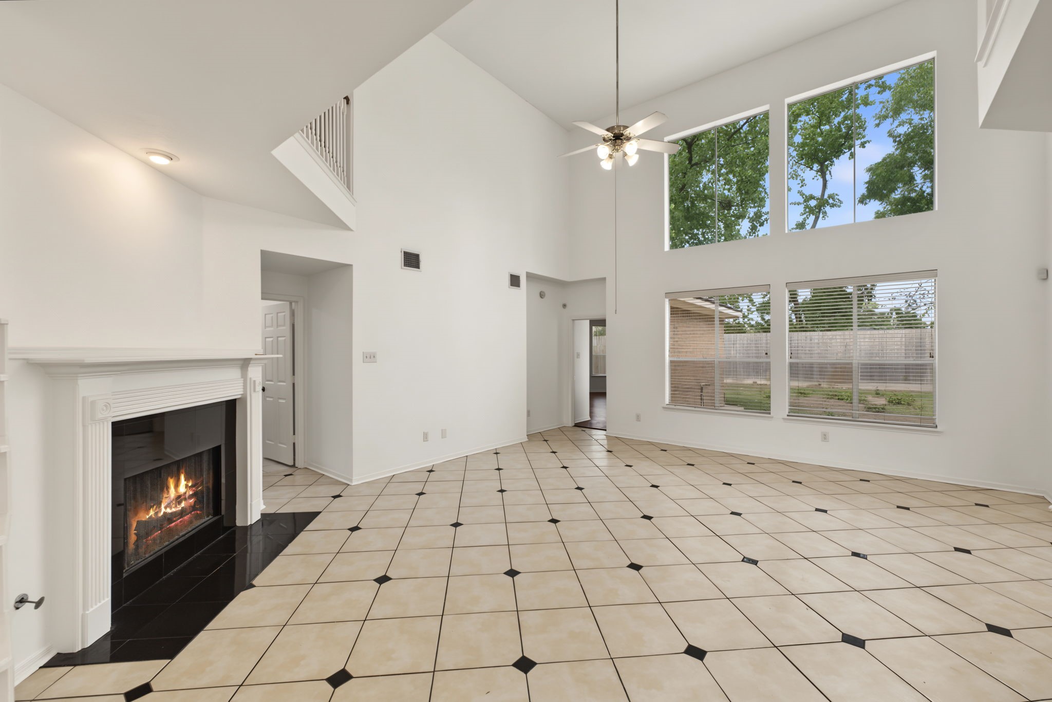2502 Meadow Tree Lane Property Photo 17