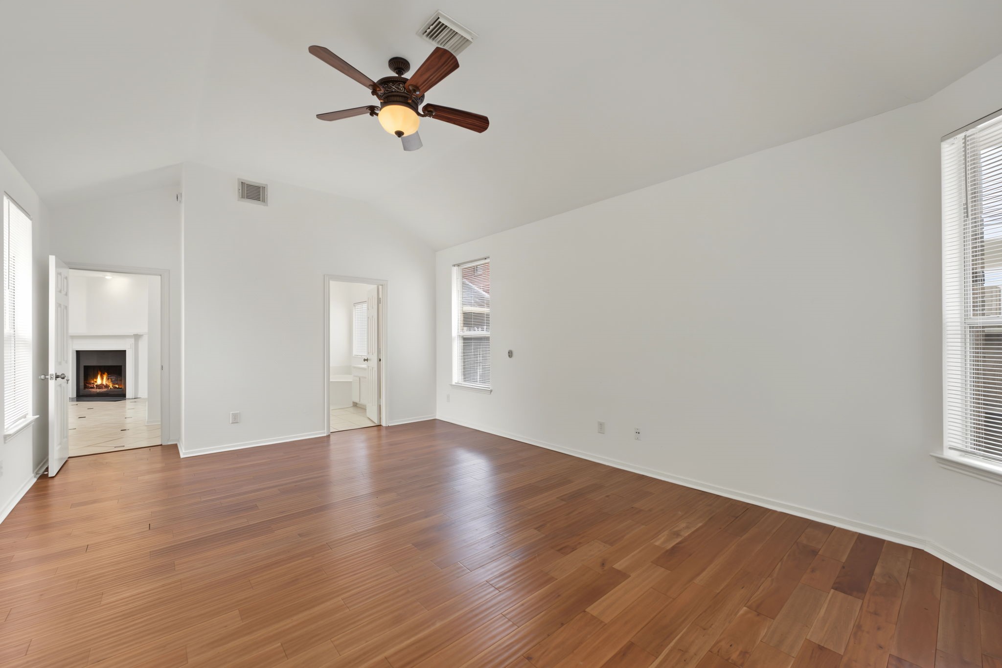 2502 Meadow Tree Lane Property Photo 22
