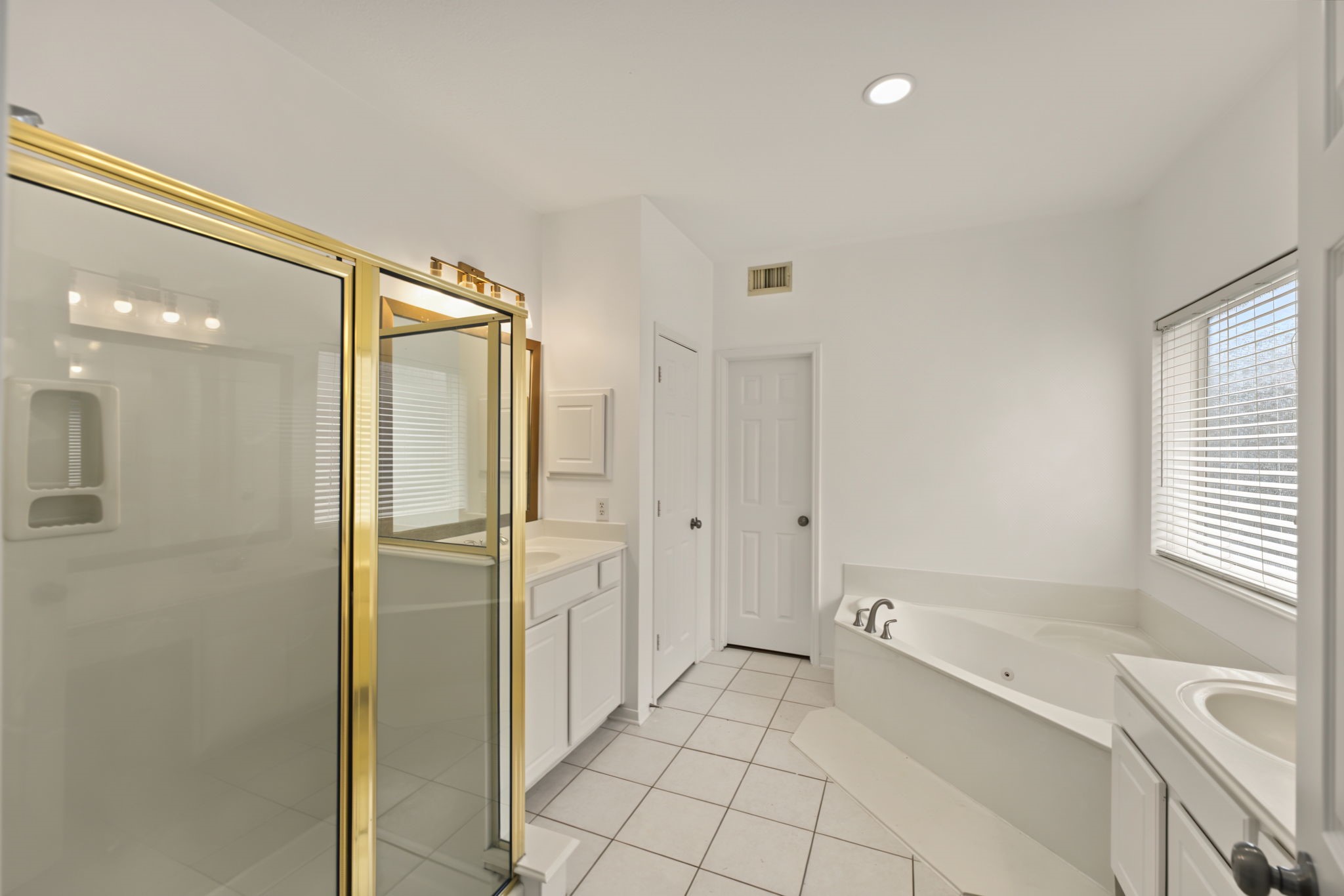 2502 Meadow Tree Lane Property Photo 23