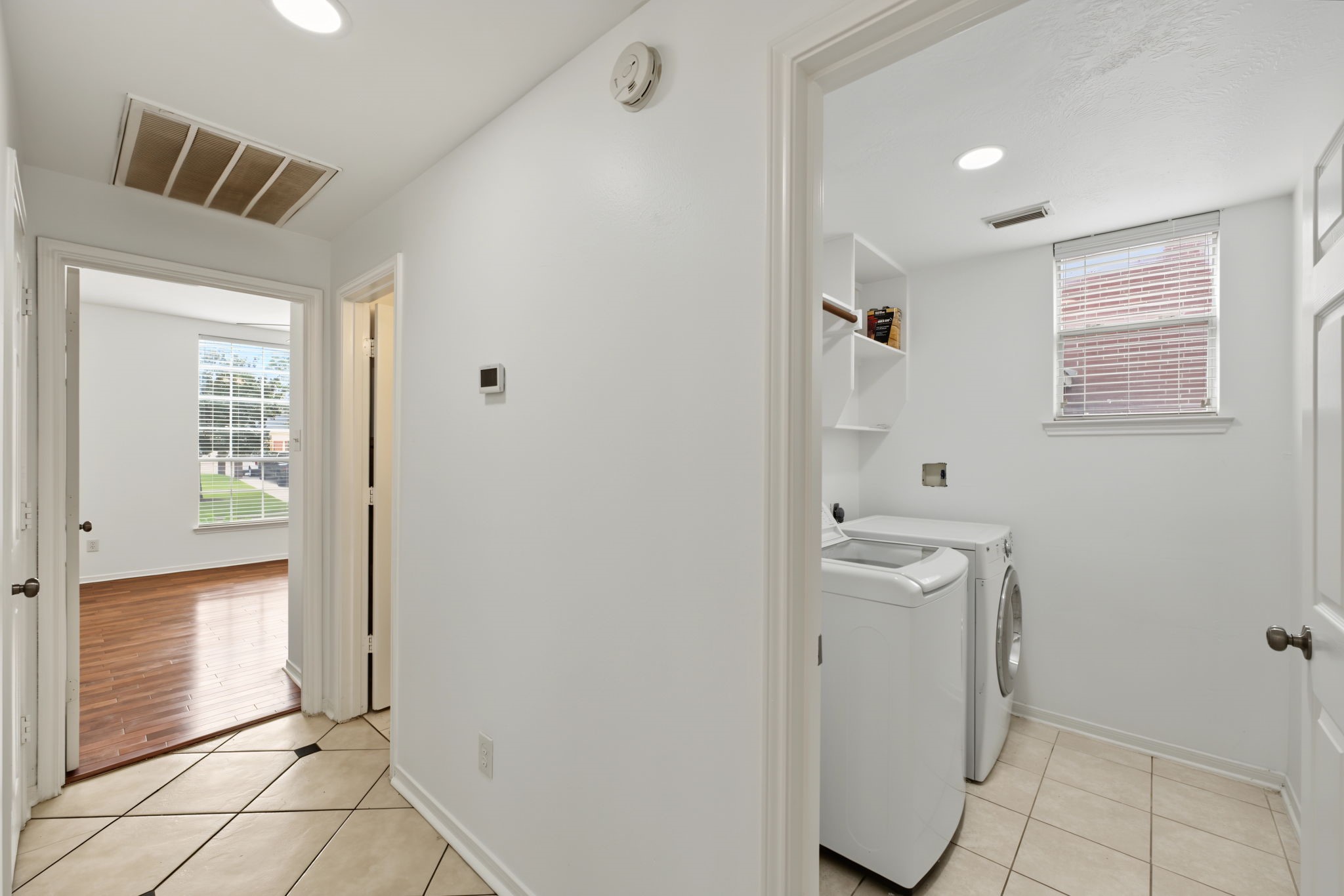 2502 Meadow Tree Lane Property Photo 32