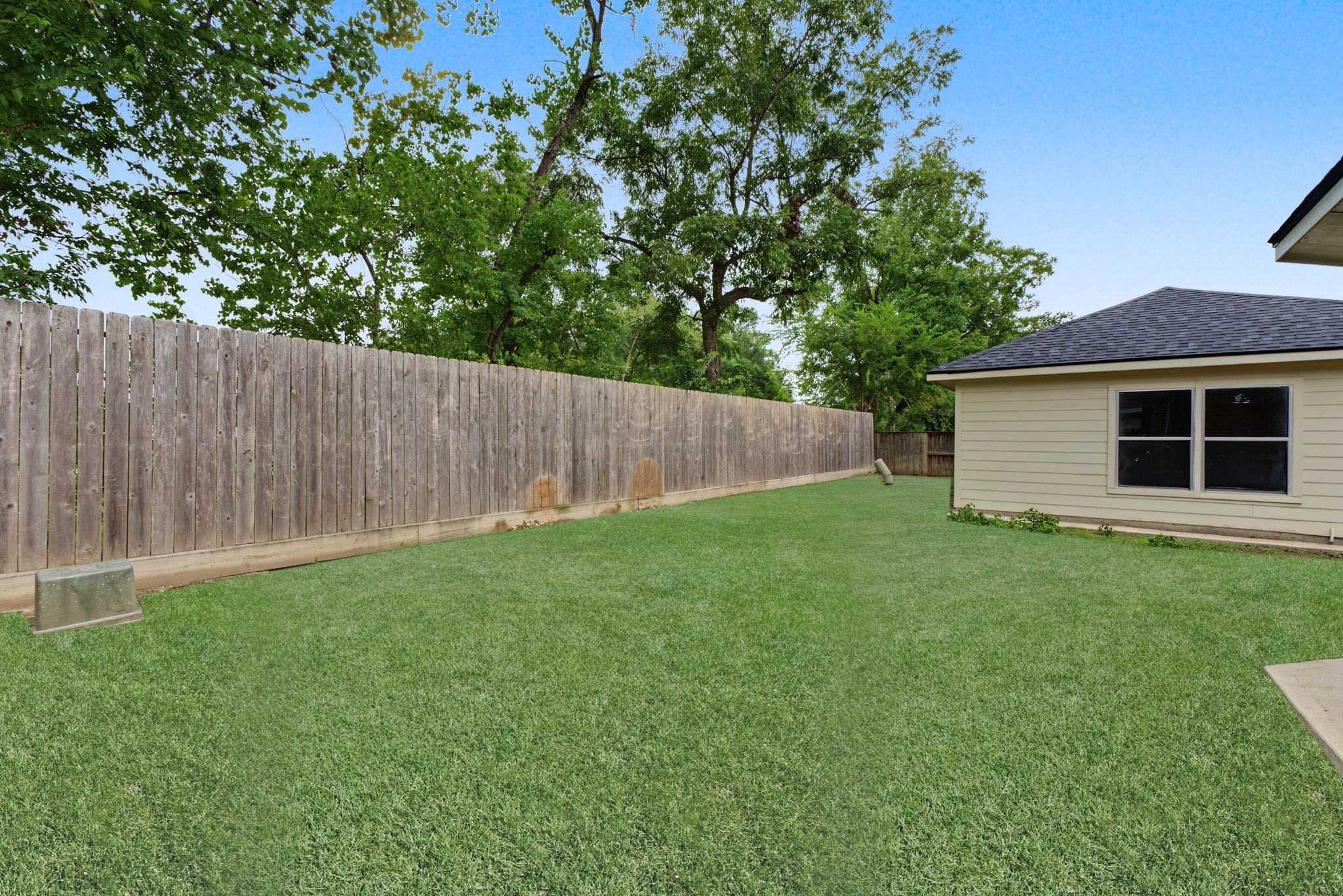 2502 Meadow Tree Lane Property Photo 38