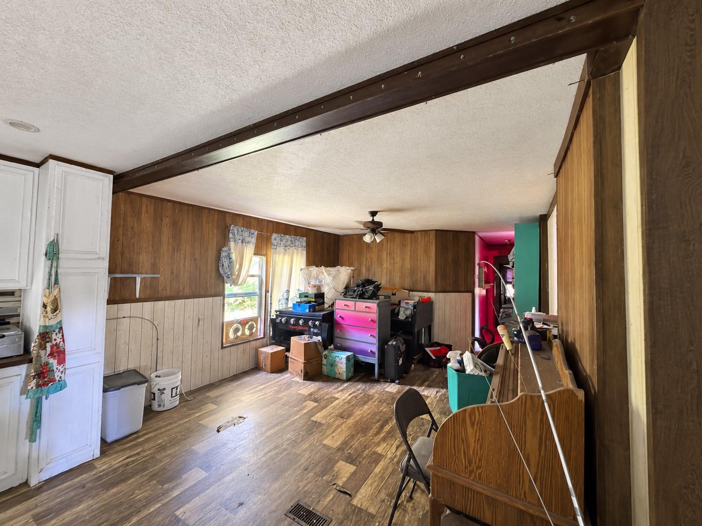 5318 Lesleigh Circle Property Photo 3