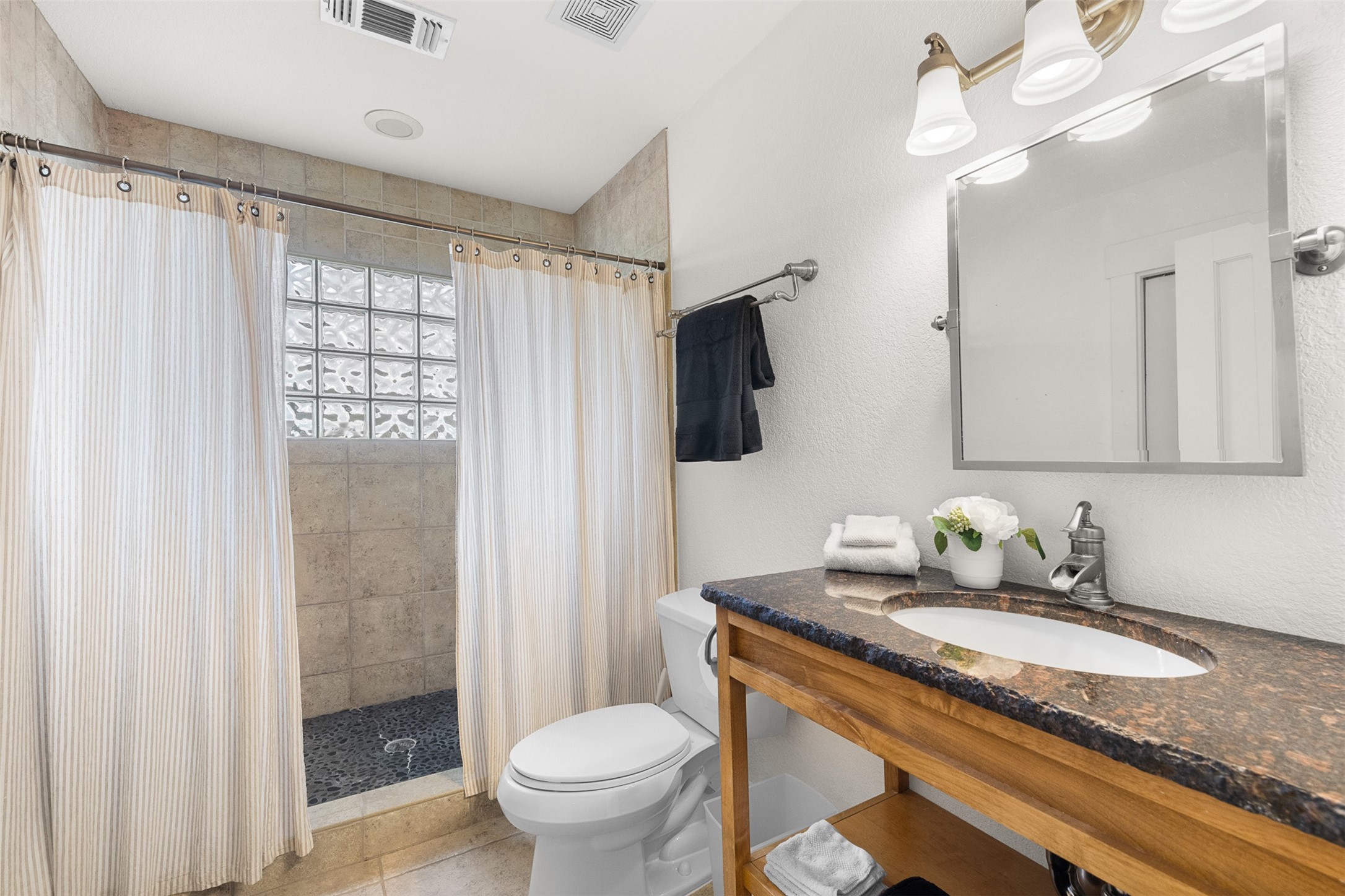 9809 Mazoch Road Property Photo 11