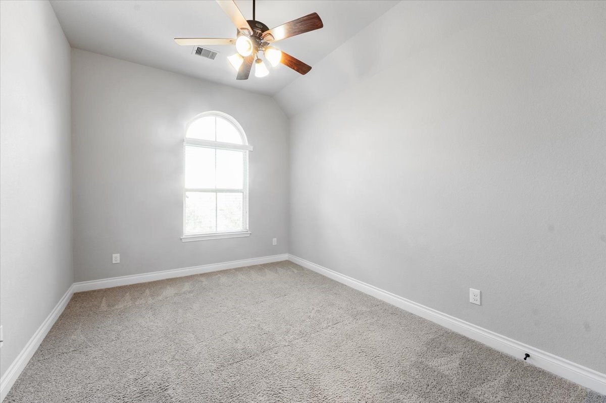 18843 Collins View Dr Drive Property Photo 31