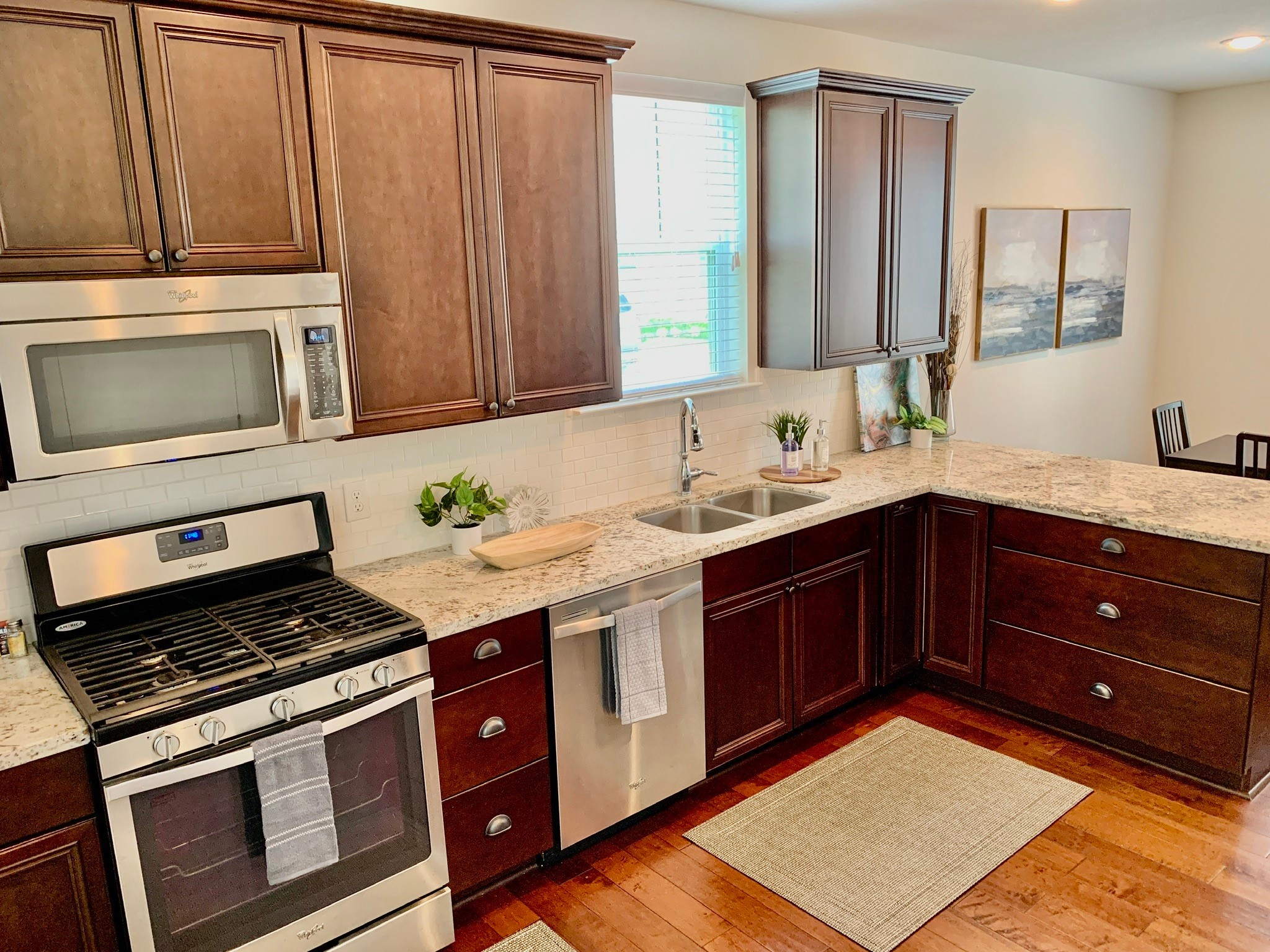 25110 Glen Loch Property Photo 8