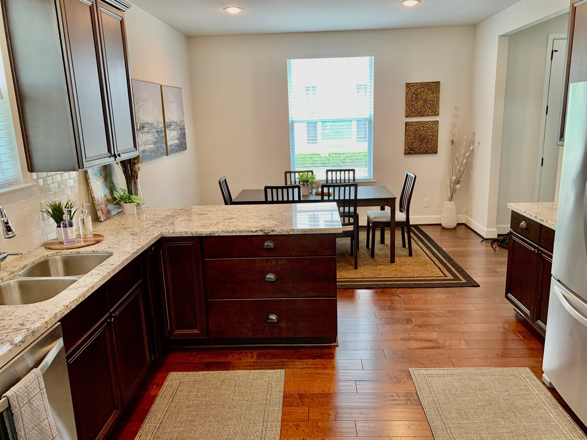 25110 Glen Loch Property Photo 11