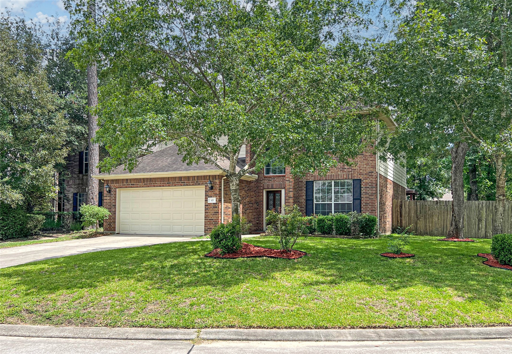 43 W Spindle Tree Circle Property Photo 2