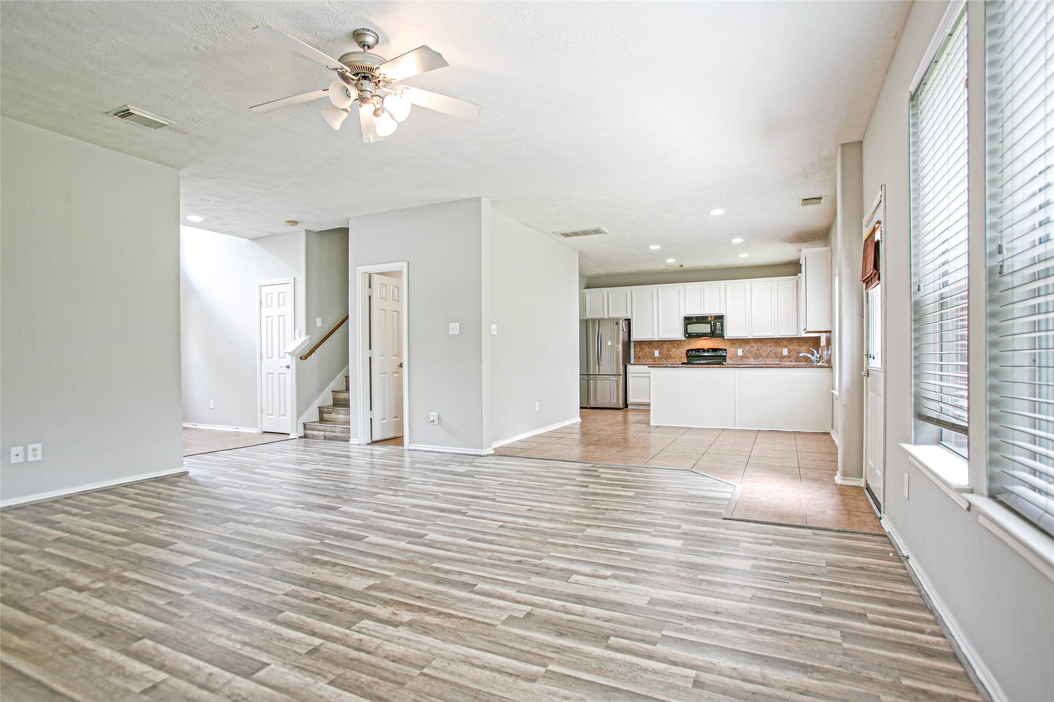 43 W Spindle Tree Circle Property Photo 10