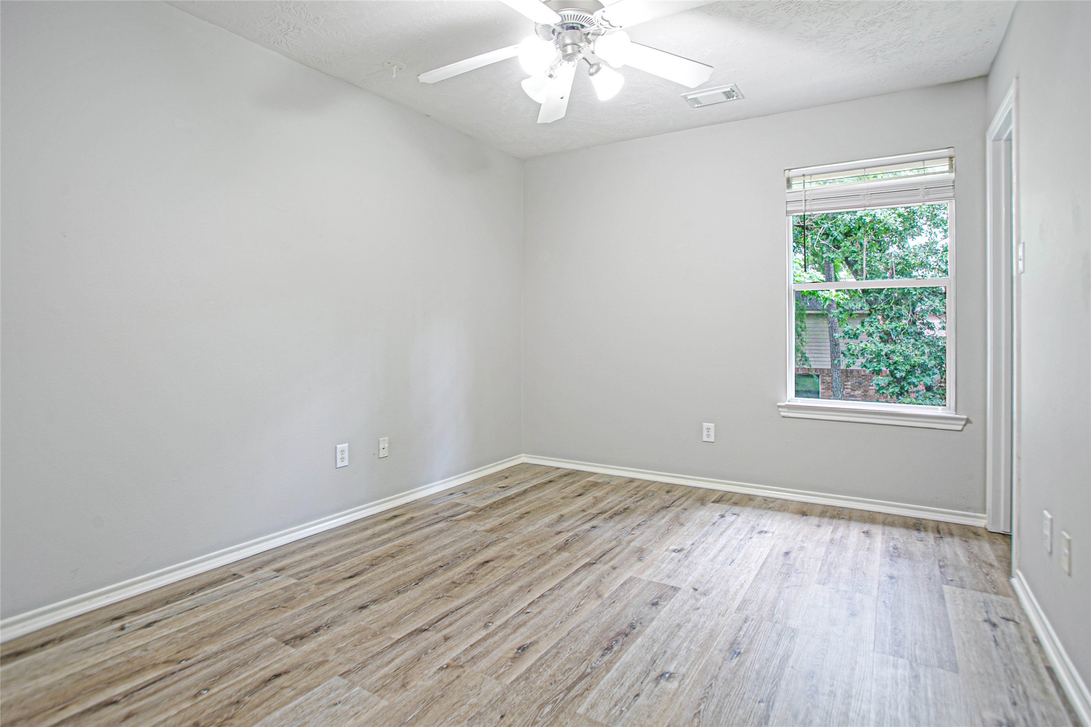 43 W Spindle Tree Circle Property Photo 24