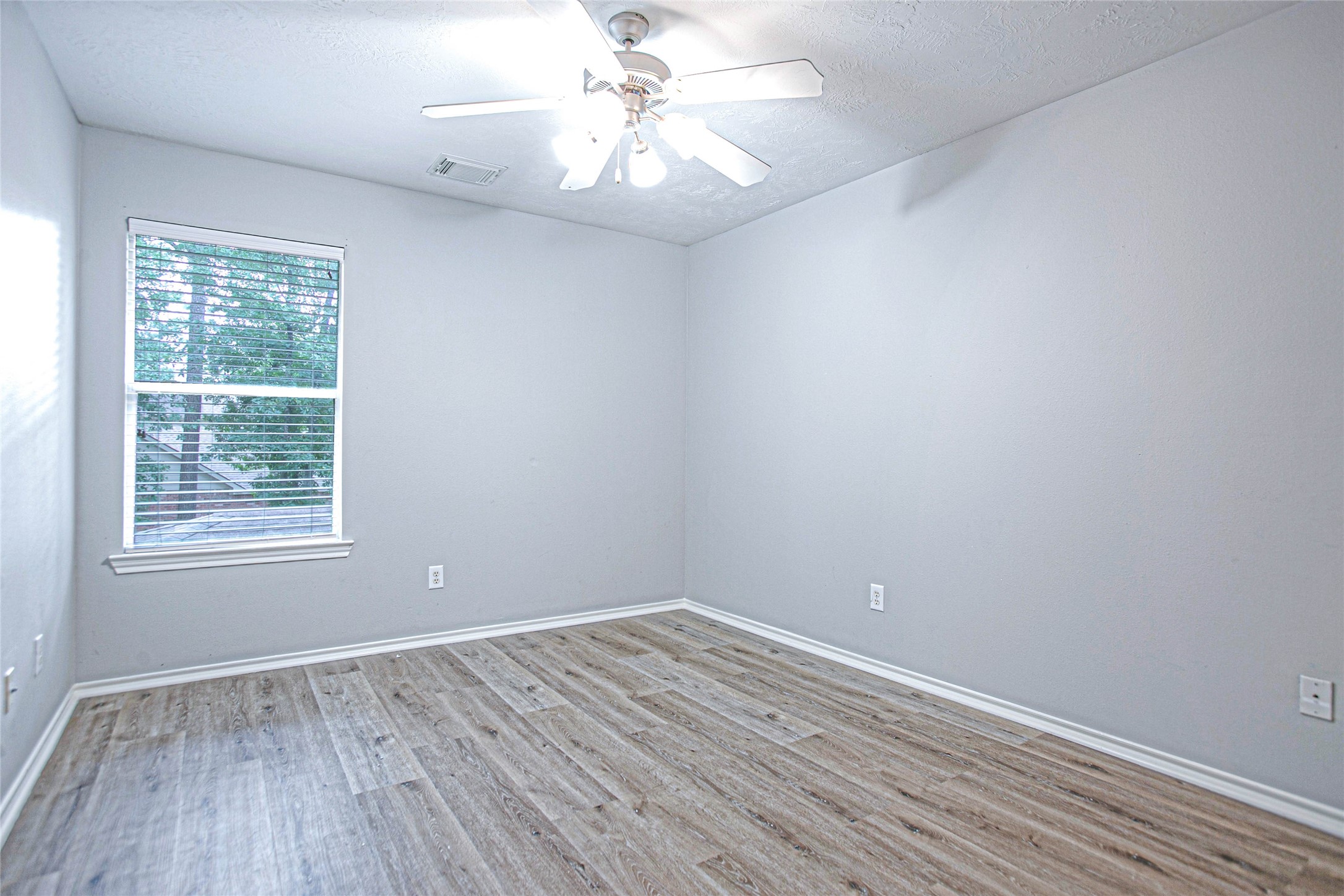 43 W Spindle Tree Circle Property Photo 25