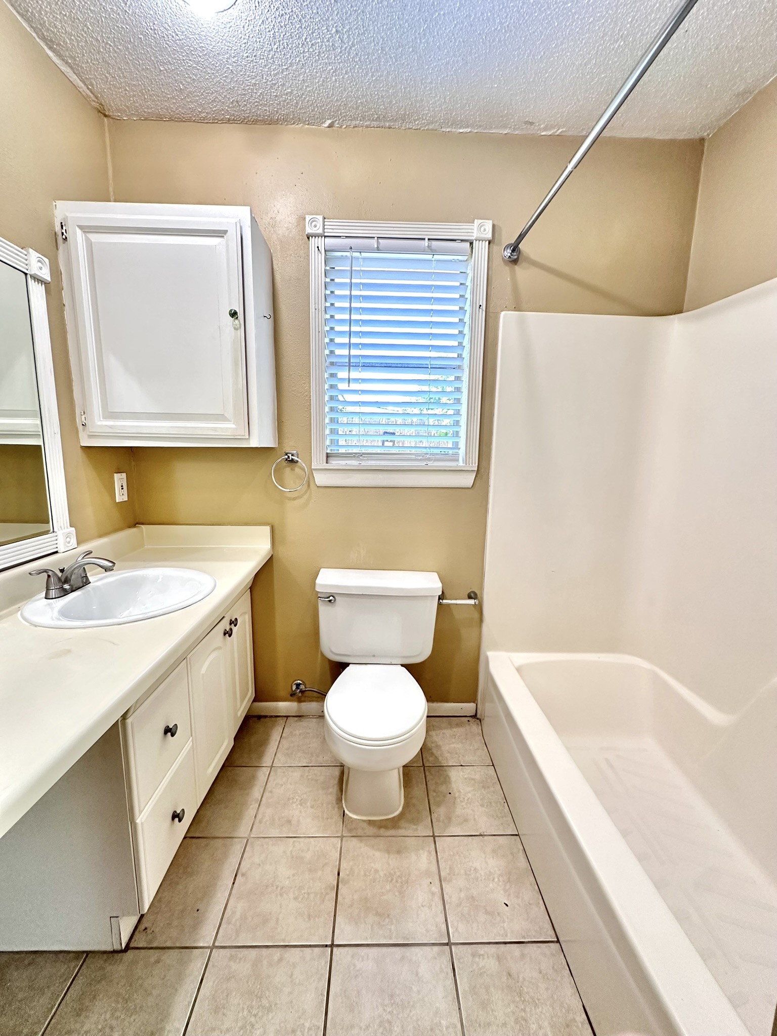 5830 Effingham Drive Property Photo 9