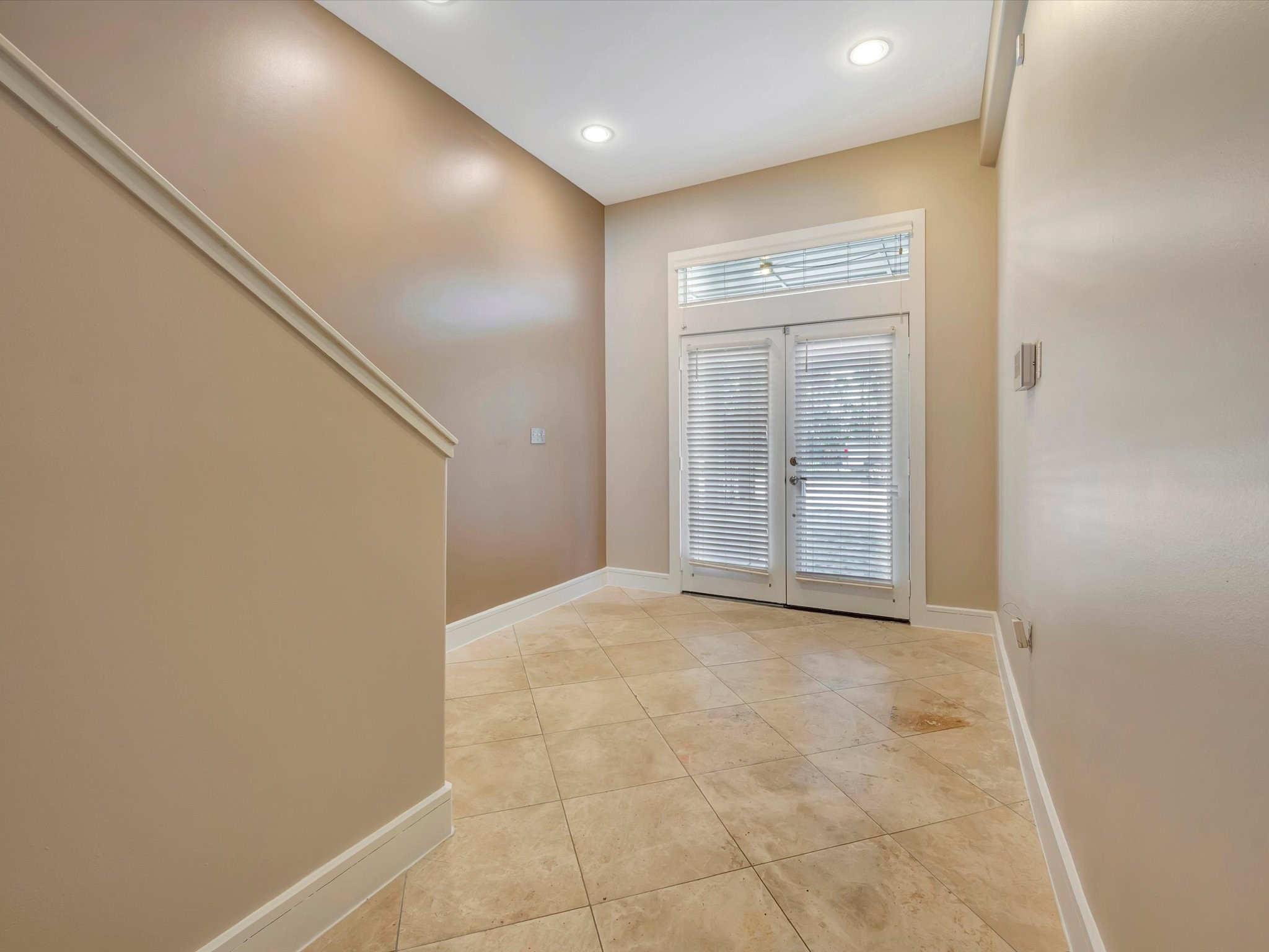 606 2nd St Property Photo 16