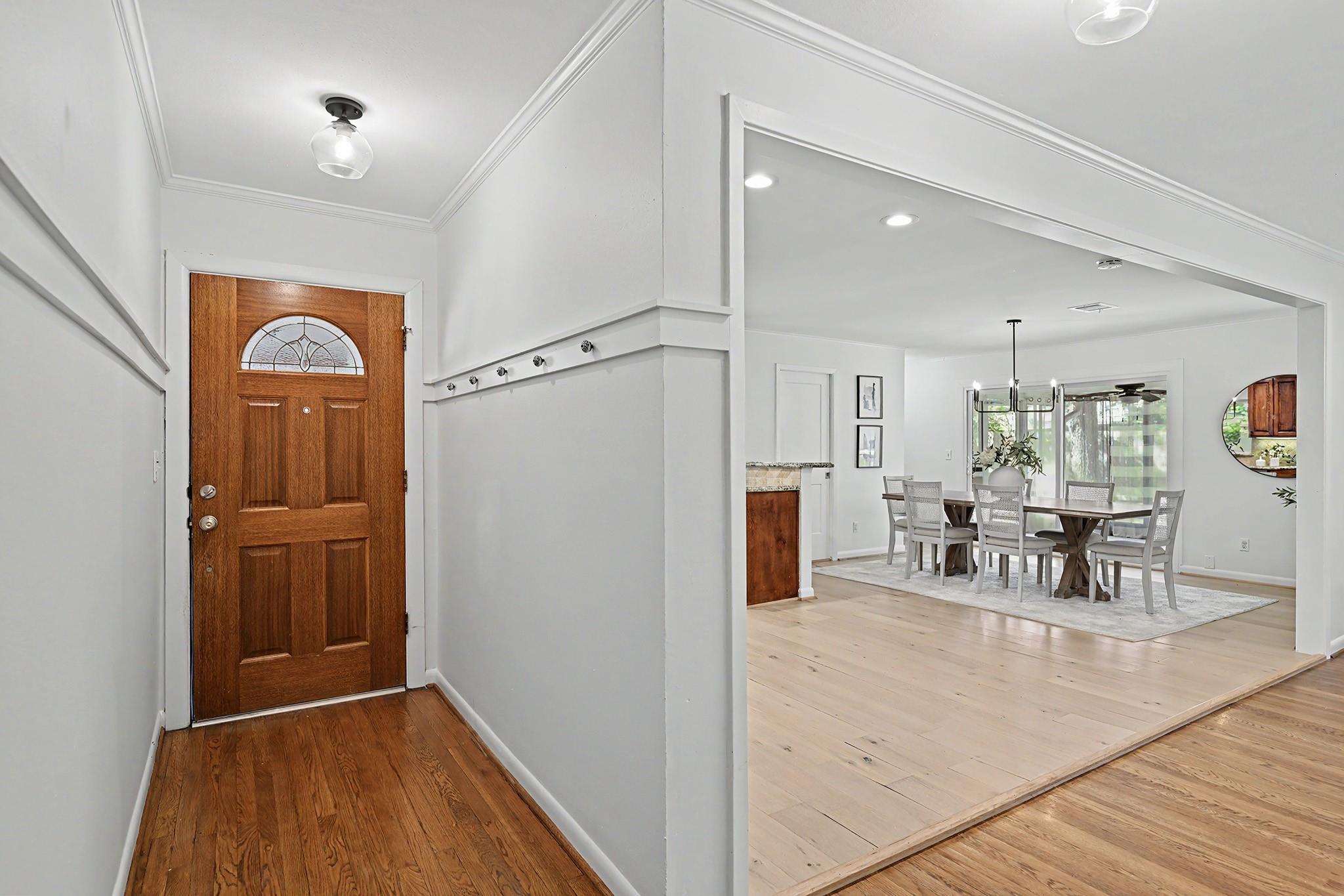 5322 Creekbend Drive, Houston Tx 77096 Property Photo 4