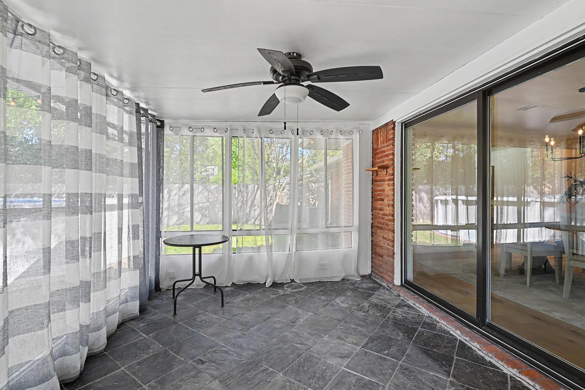 5322 Creekbend Drive, Houston Tx 77096 Property Photo 19