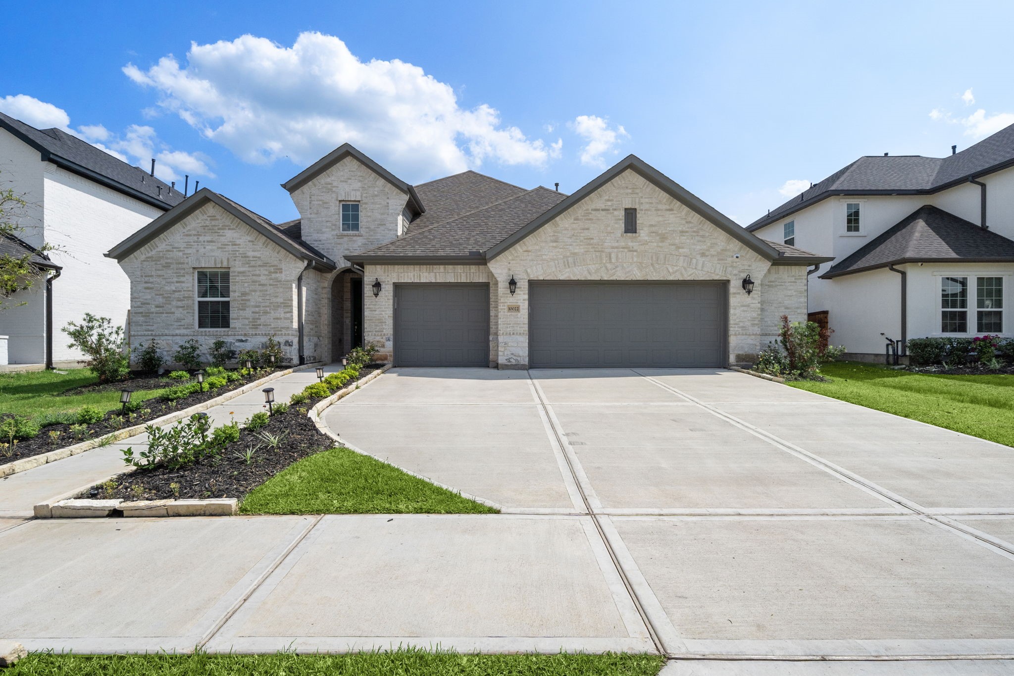 10022 Serenity Grove Drive Property Photo
