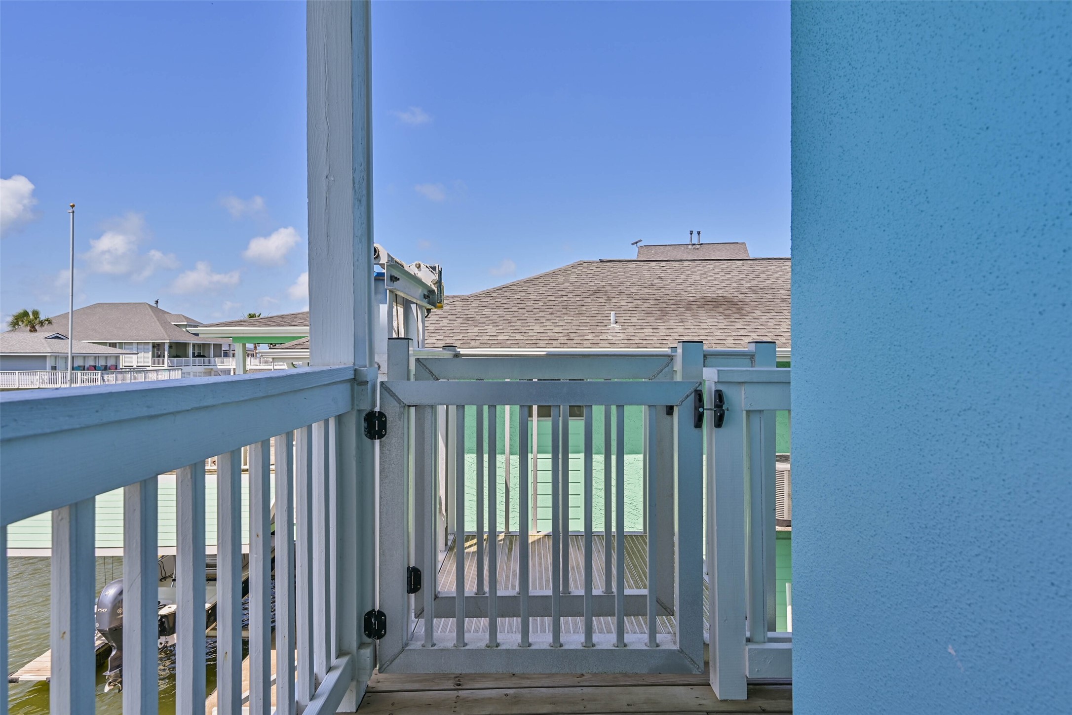 4214 Spanish Main Property Photo 6