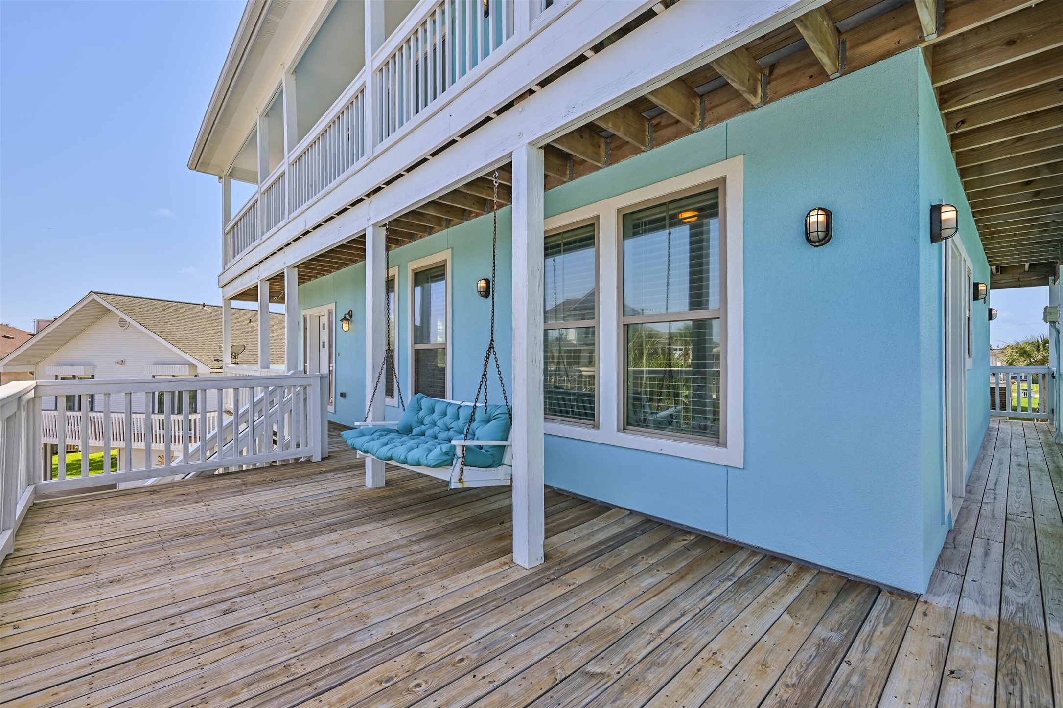 4214 Spanish Main Property Photo 8