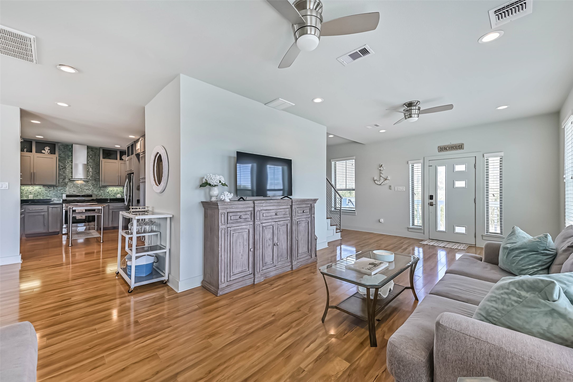 4214 Spanish Main Property Photo 12