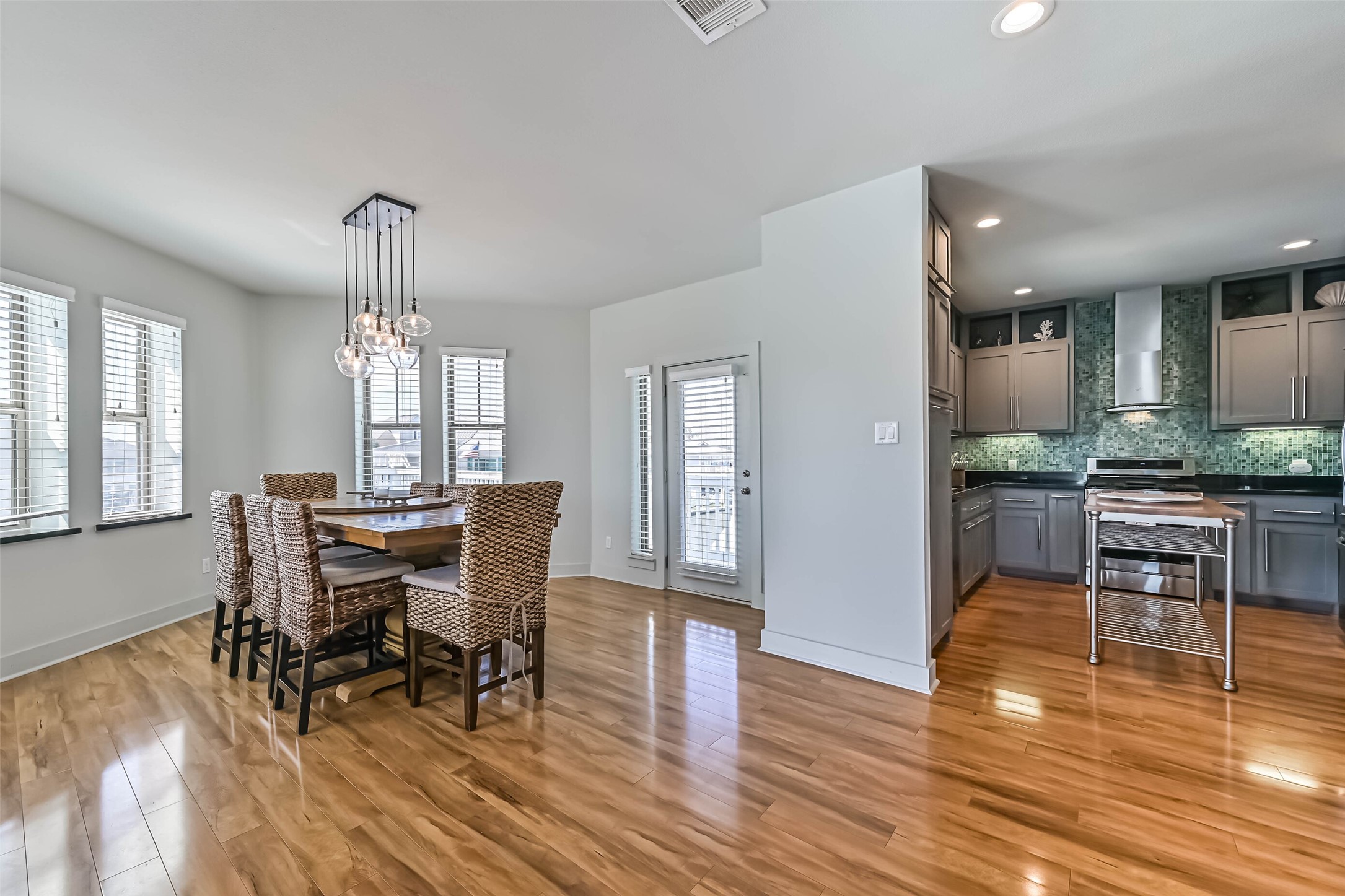 4214 Spanish Main Property Photo 16
