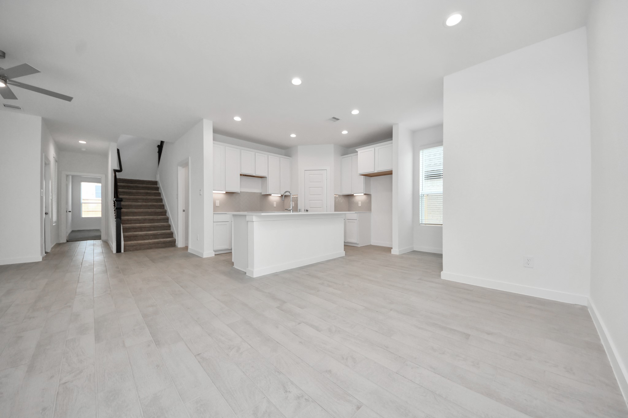 18526 Athena Flower Drive Property Photo 17