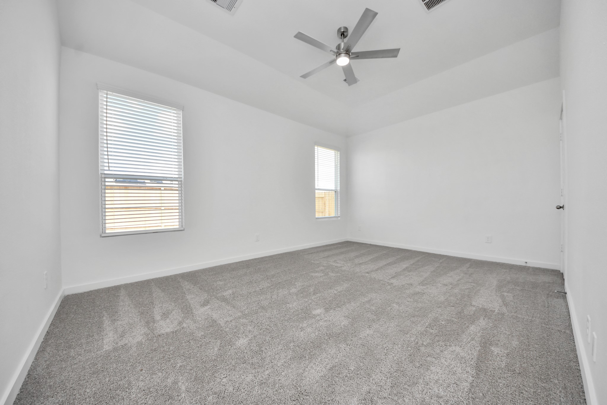 18526 Athena Flower Drive Property Photo 20