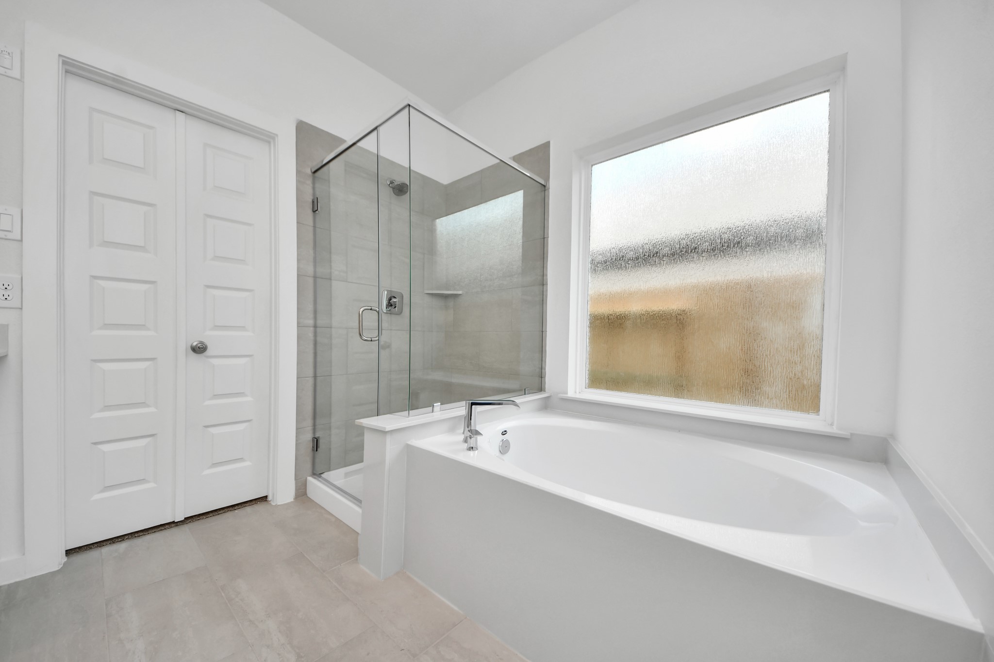 18526 Athena Flower Drive Property Photo 23
